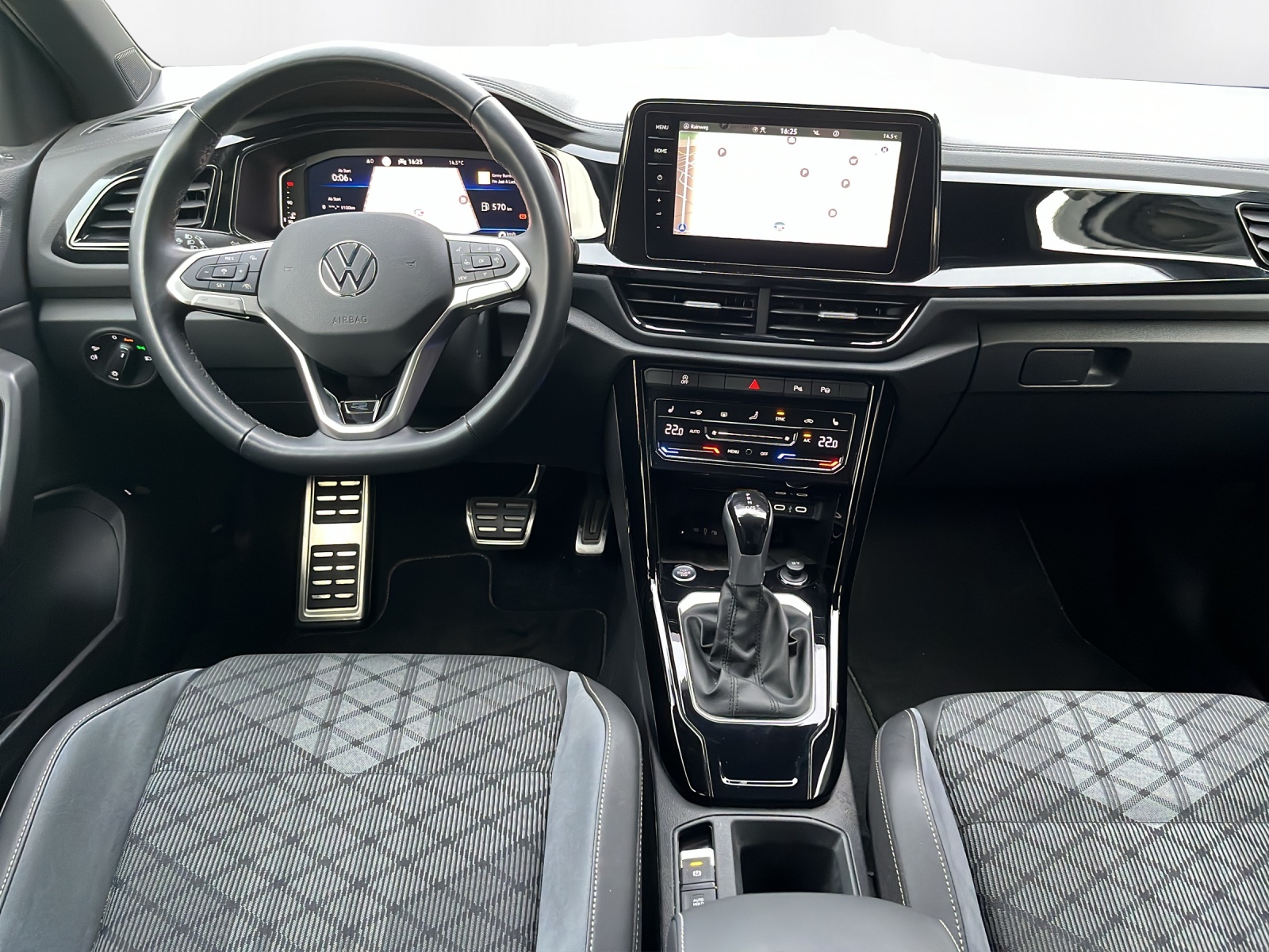 VW T-Roc 1.5 TSI EVO R-Line DSG - 7