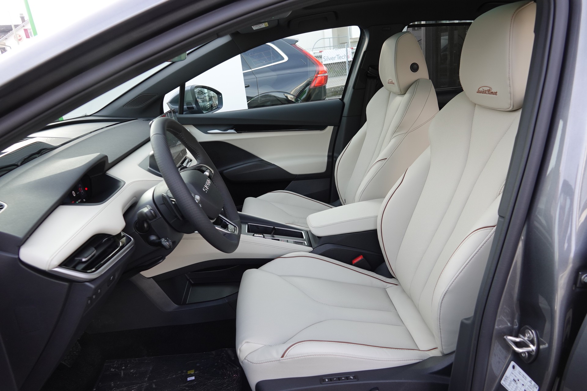 SKODA Enyaq 85x 4x4 L&K - 15