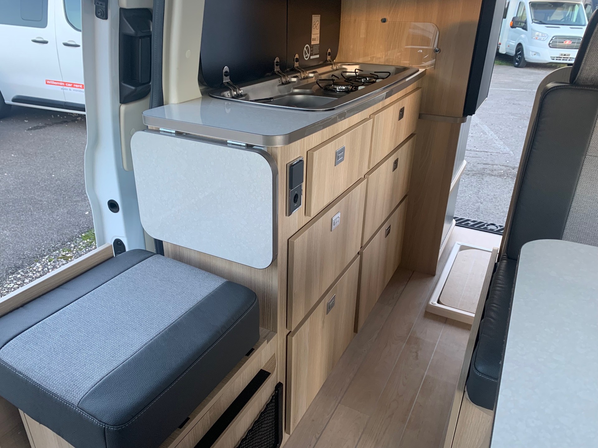 DREAMER Cap Land (Ford) AUTO - 14