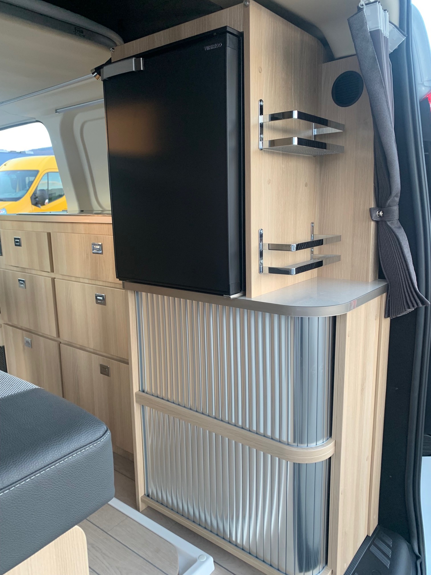 DREAMER Cap Land (Ford) AUTO - 9