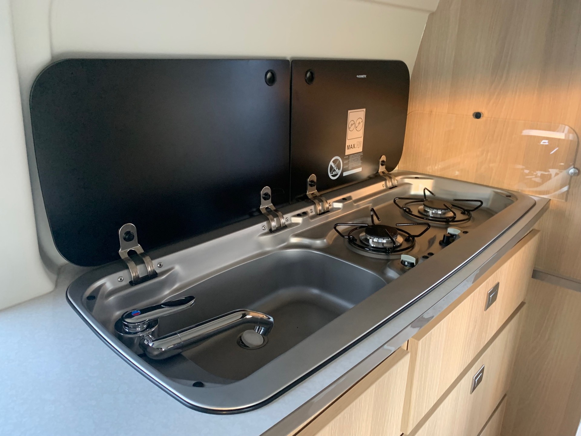 DREAMER Cap Land (Ford) AUTO - 13