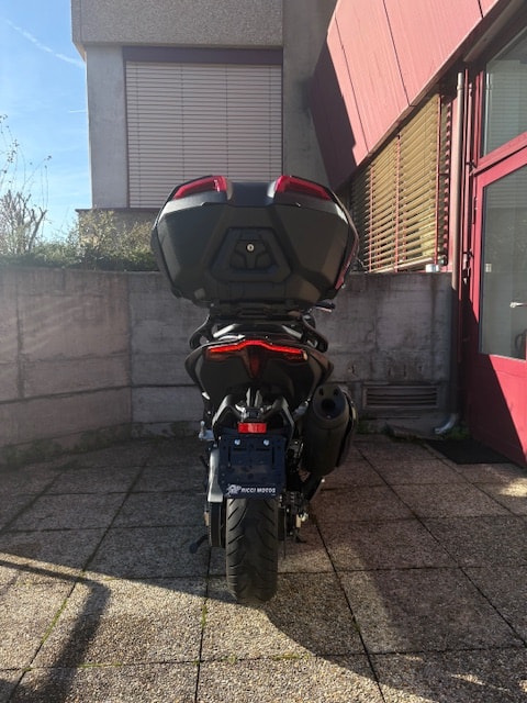 YAMAHA T-MAX Tech-Max XP 560 - 4