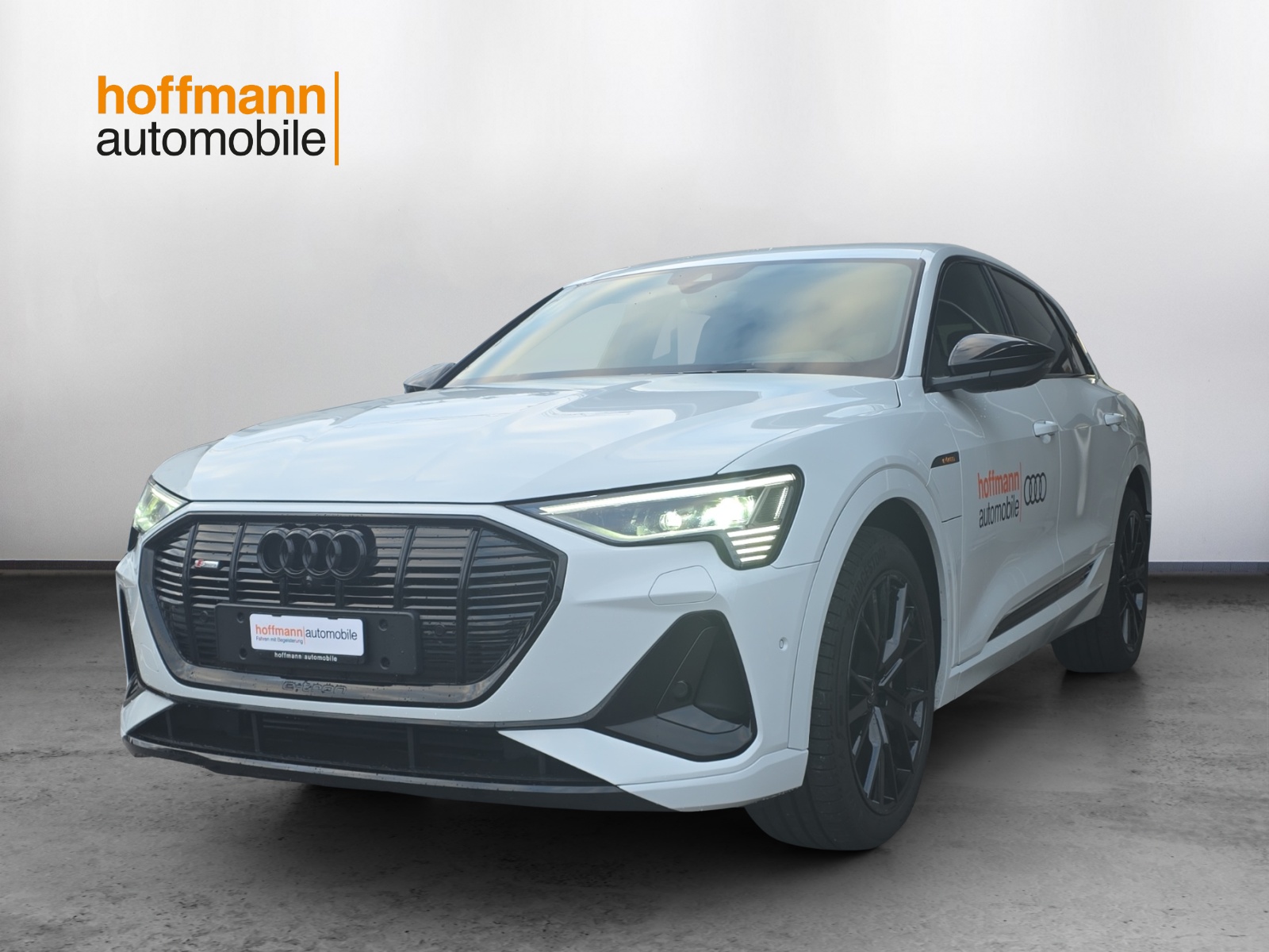 AUDI e-tron 55 S Line Black Edition quattro