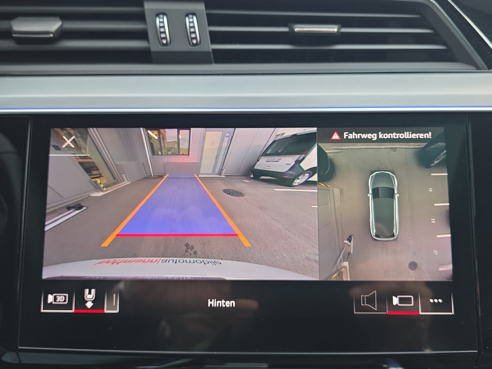 AUDI e-tron 55 S Line Black Edition quattro - 16