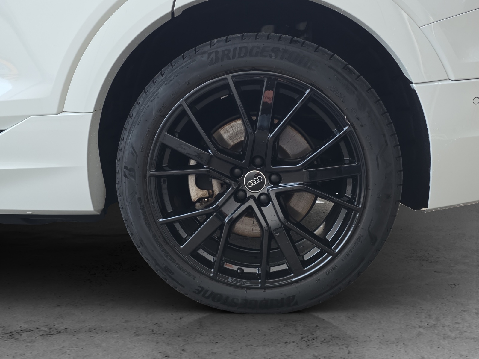 AUDI e-tron 55 S Line Black Edition quattro - 13