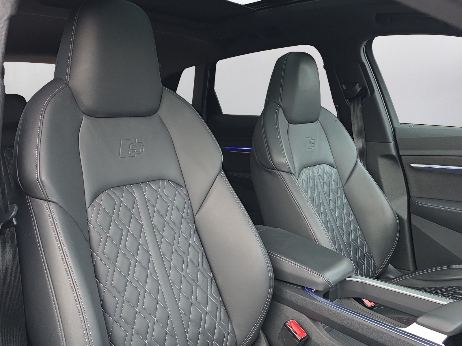 AUDI e-tron 55 S Line Black Edition quattro - 14