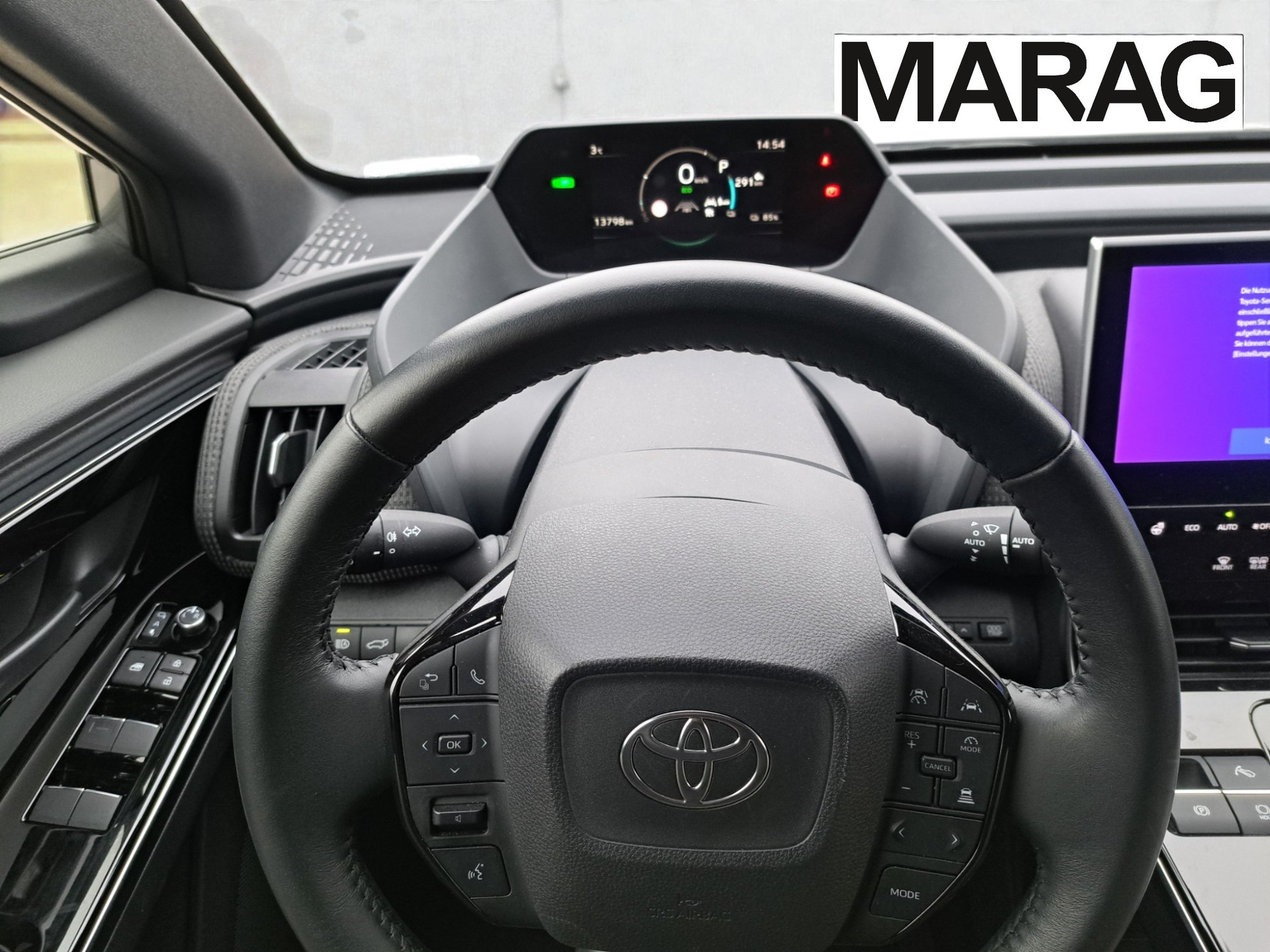 TOYOTA bZ4X Style 71,4 kWh 4WD - 13