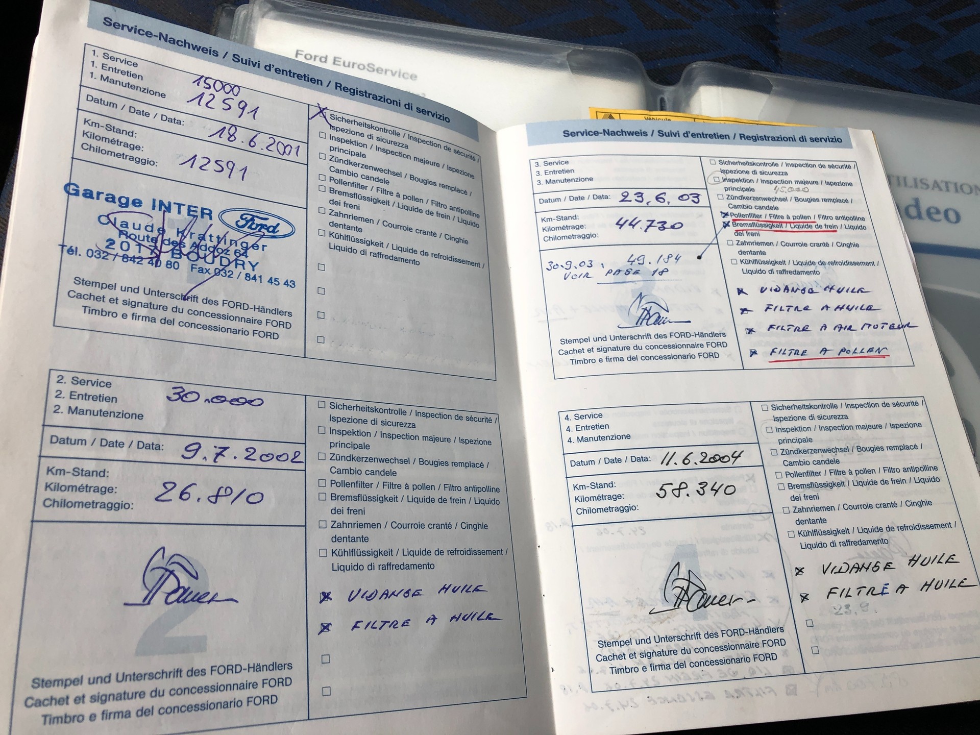 FORD Mondeo 2.0i Trend Futura - 13