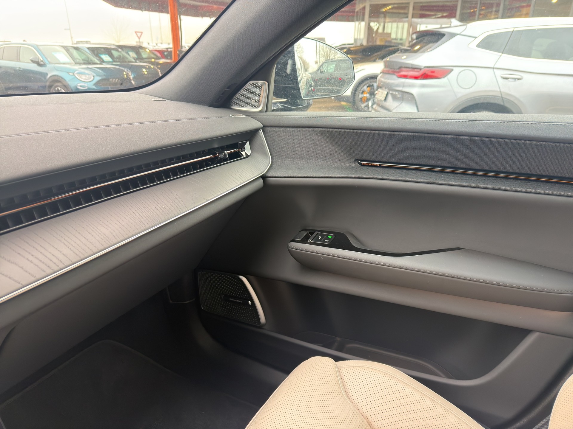 POLESTAR Polestar 3 Long Range Dual Plus Pilot 111 kWh MY24 - 24