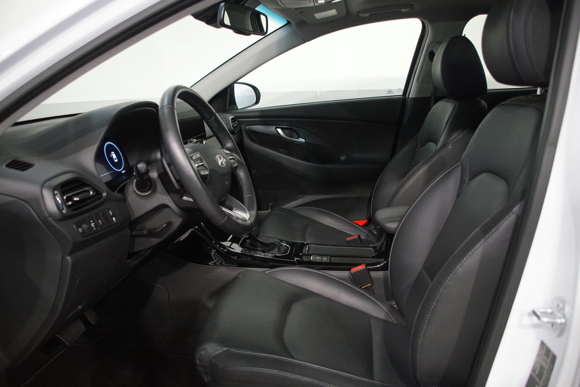 HYUNDAI i30 1.5 T-GDi Vertex *swiss* 48V MH DCT - 15