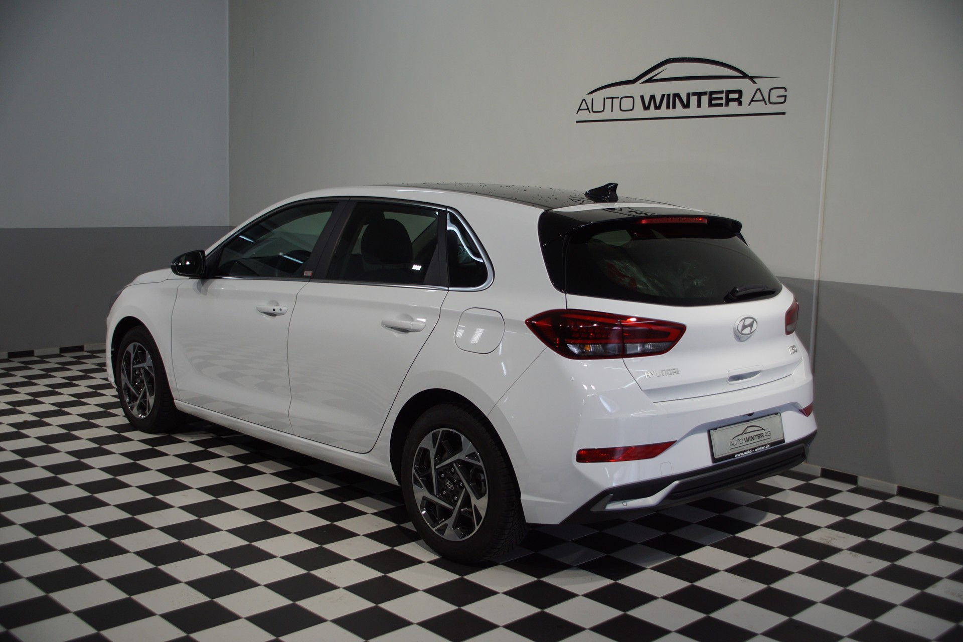 HYUNDAI i30 1.5 T-GDi Vertex *swiss* 48V MH DCT - 10