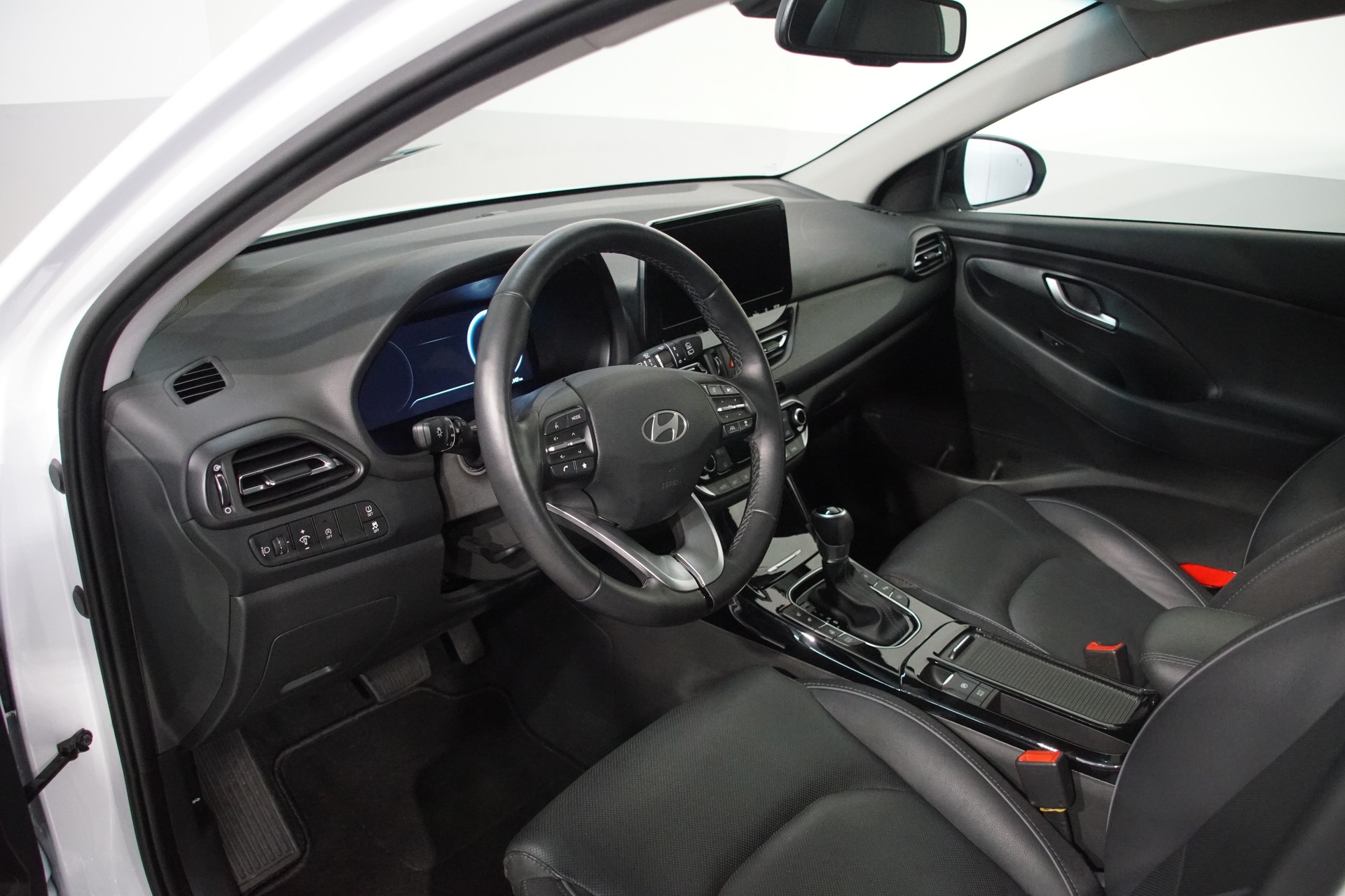 HYUNDAI i30 1.5 T-GDi Vertex *swiss* 48V MH DCT - 14