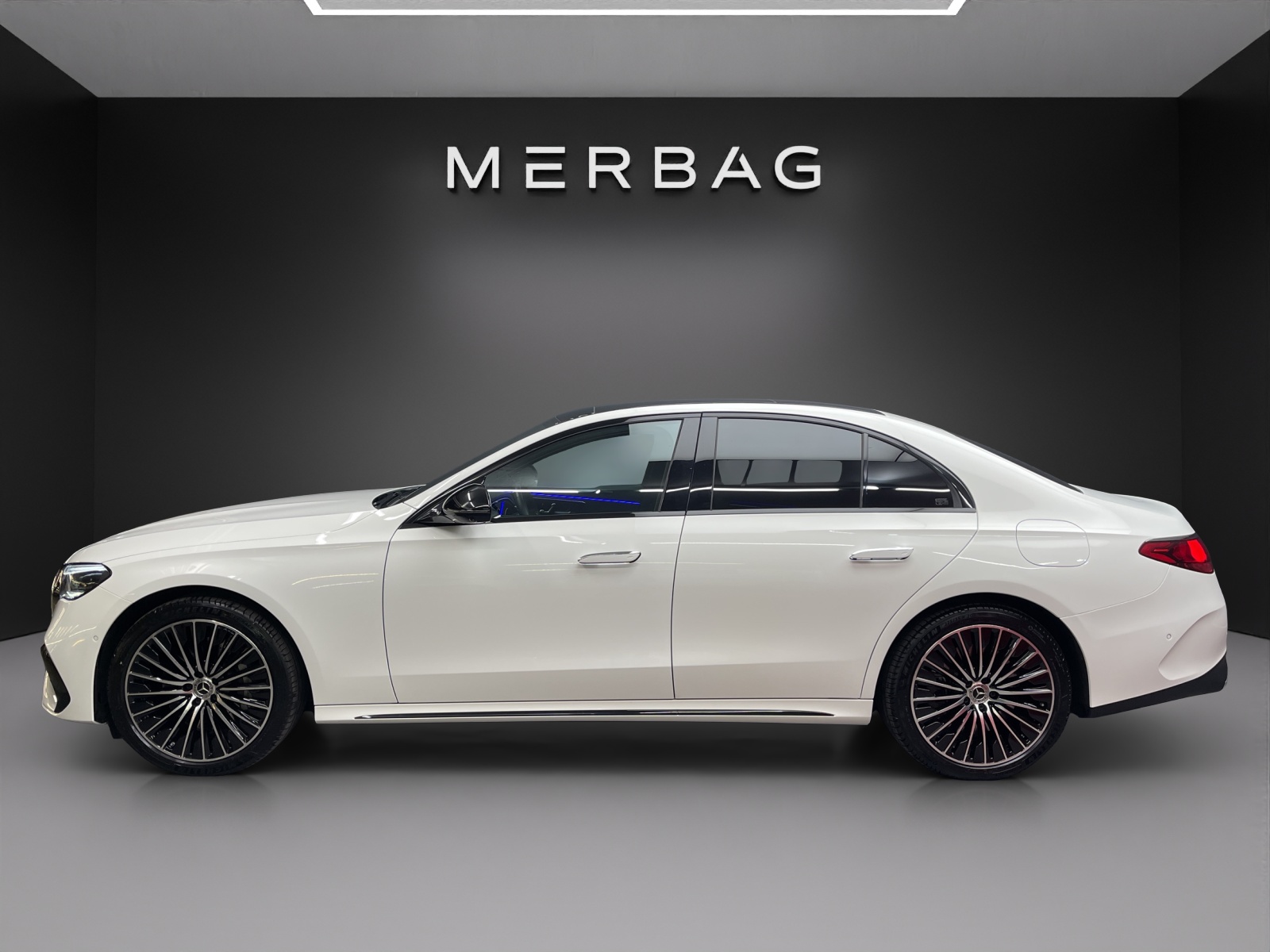 MERCEDES-BENZ E 300 e 9G-Tronic - 3