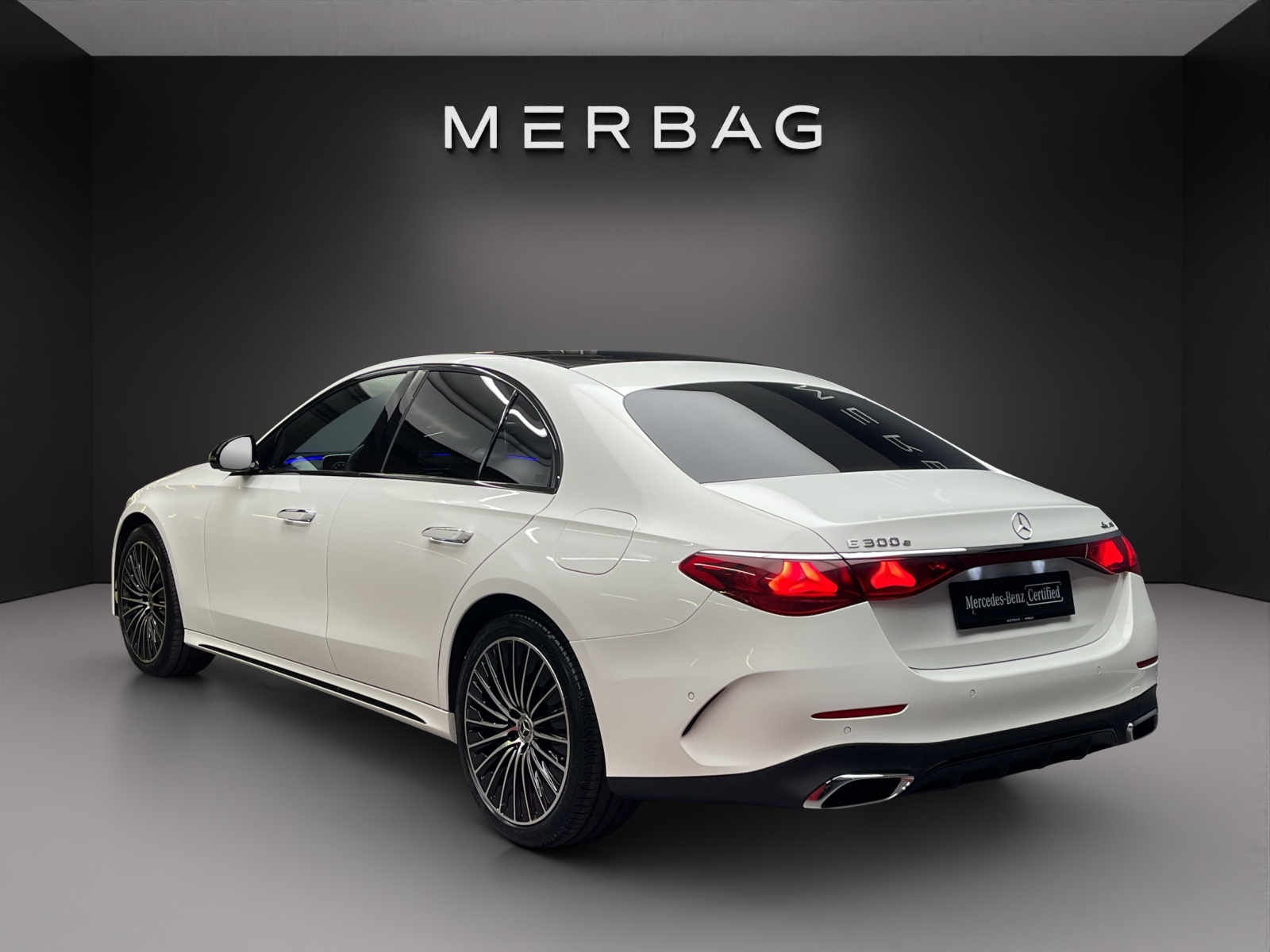 MERCEDES-BENZ E 300 e 9G-Tronic - 4