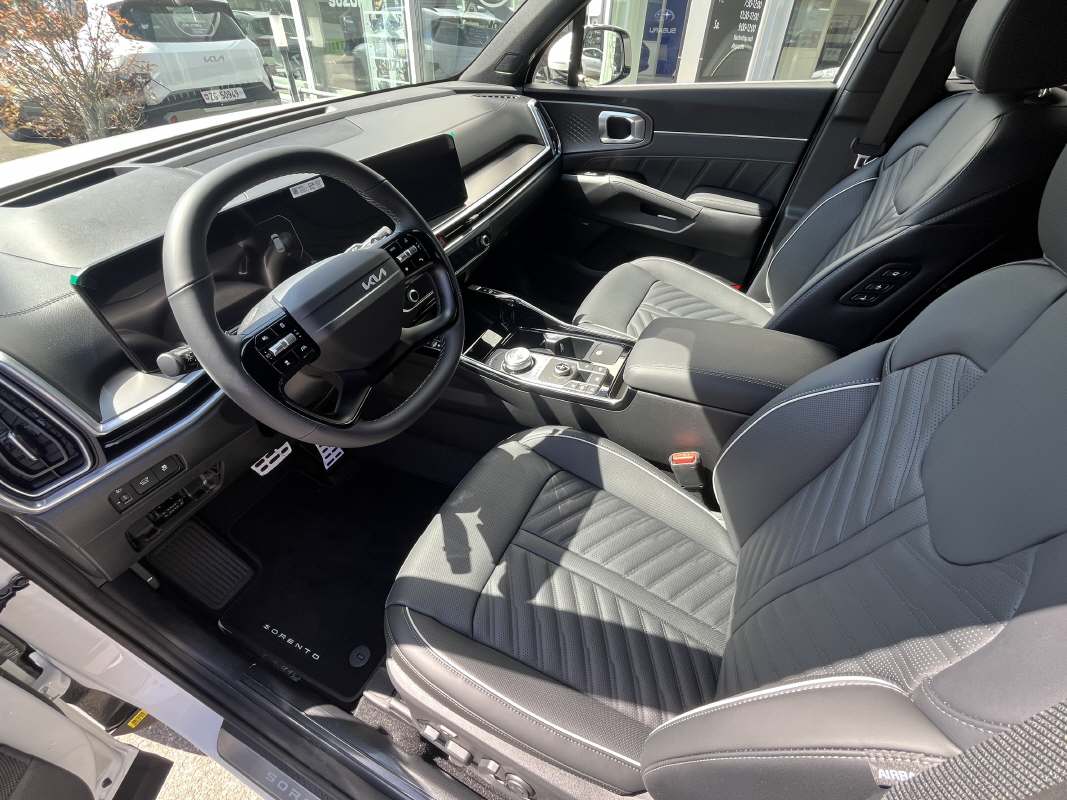 KIA Sorento 1.6 T-GDi Hybrid Style 7P - 3