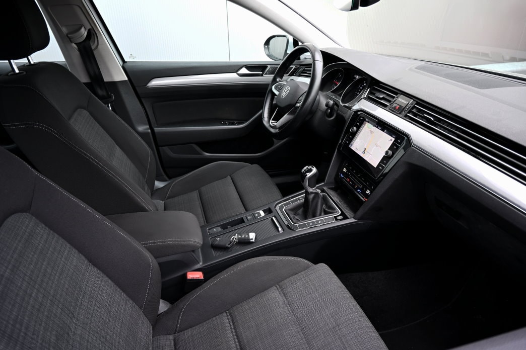 VW Passat 2.0 TDI BMT Business - 5