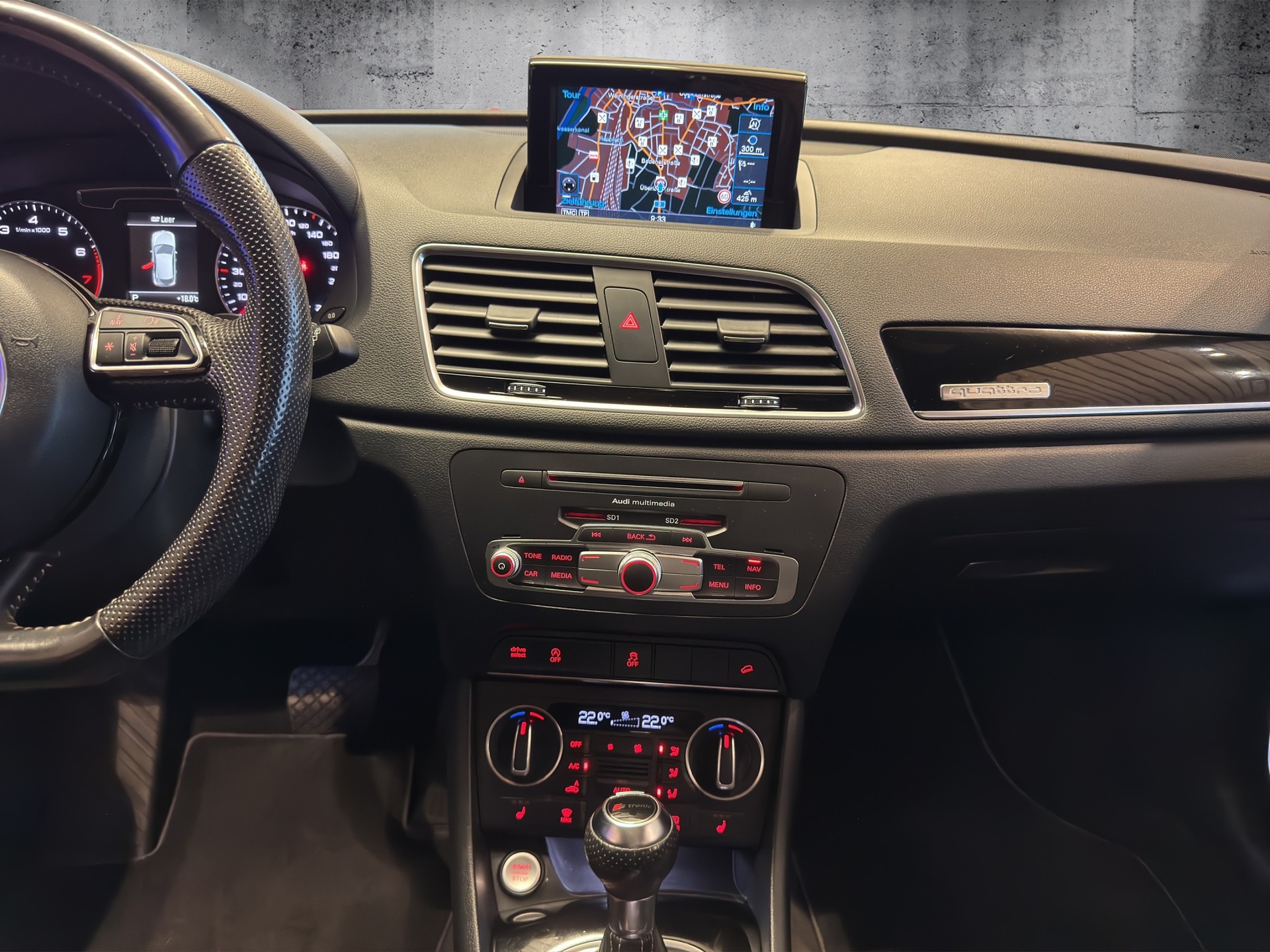 AUDI Q3 2.0 TFSI sport quattro S-tronic - 14