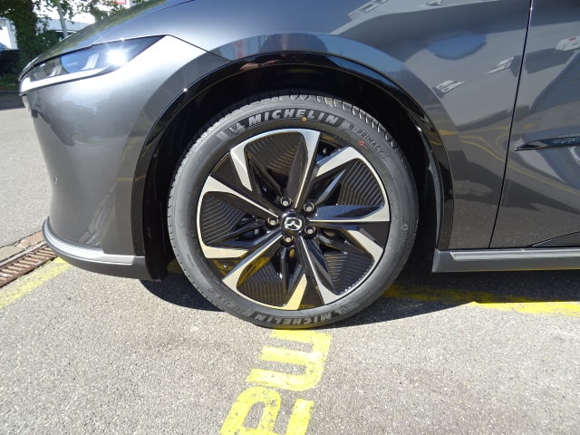 MAZDA 6e Takumi - 7