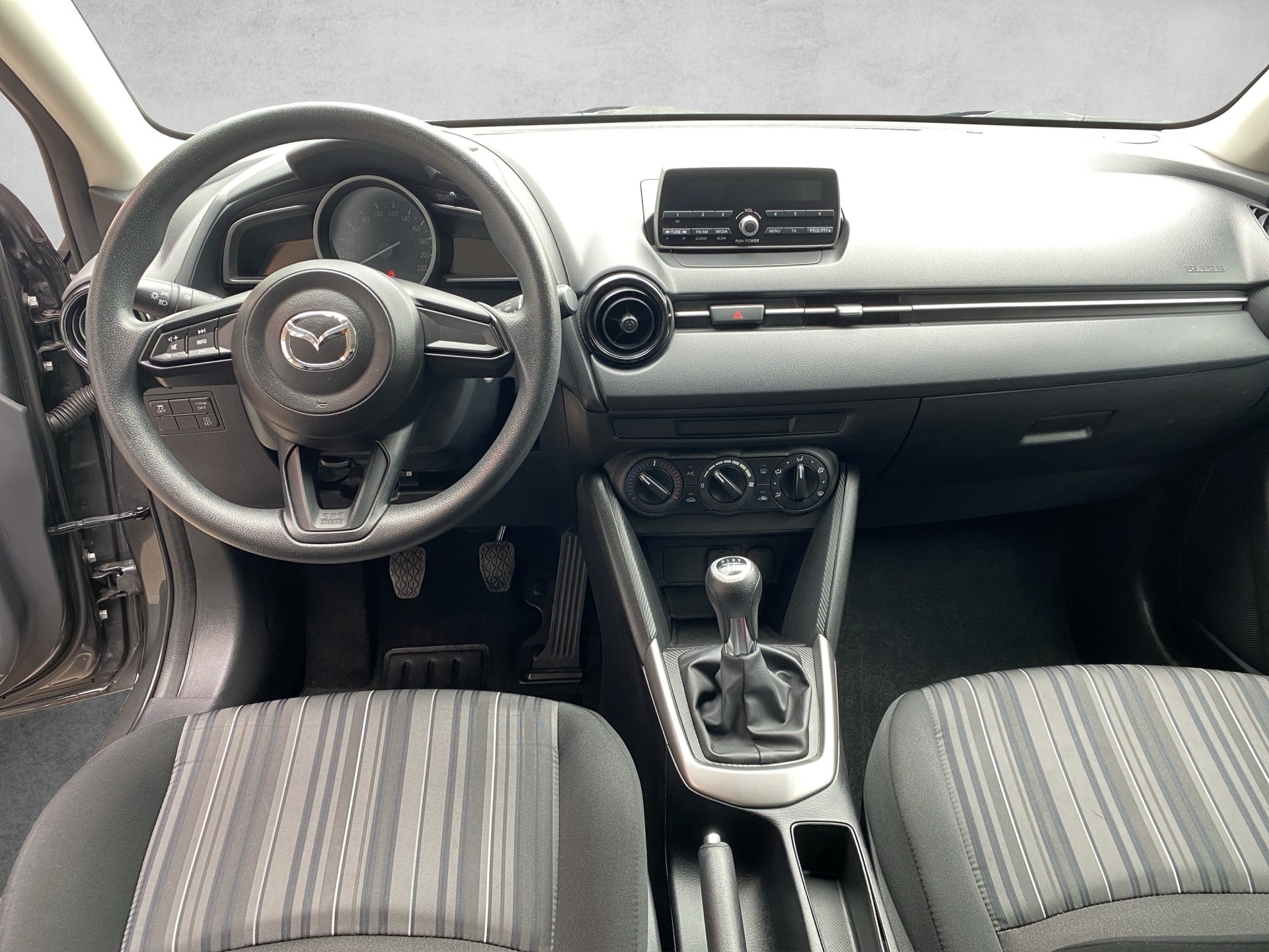 MAZDA 2 SKYACTIV-G 75 Challenge - 11