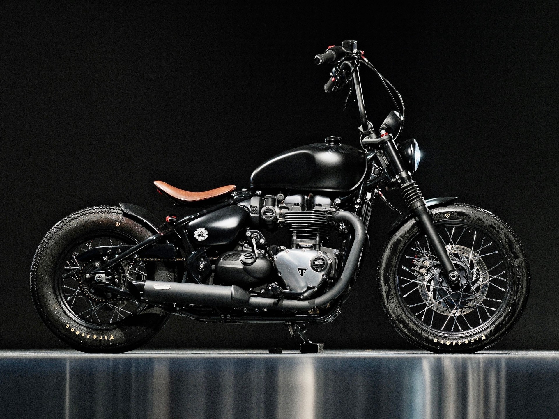 TRIUMPH Bonneville 1200 Bobber ABS - 2