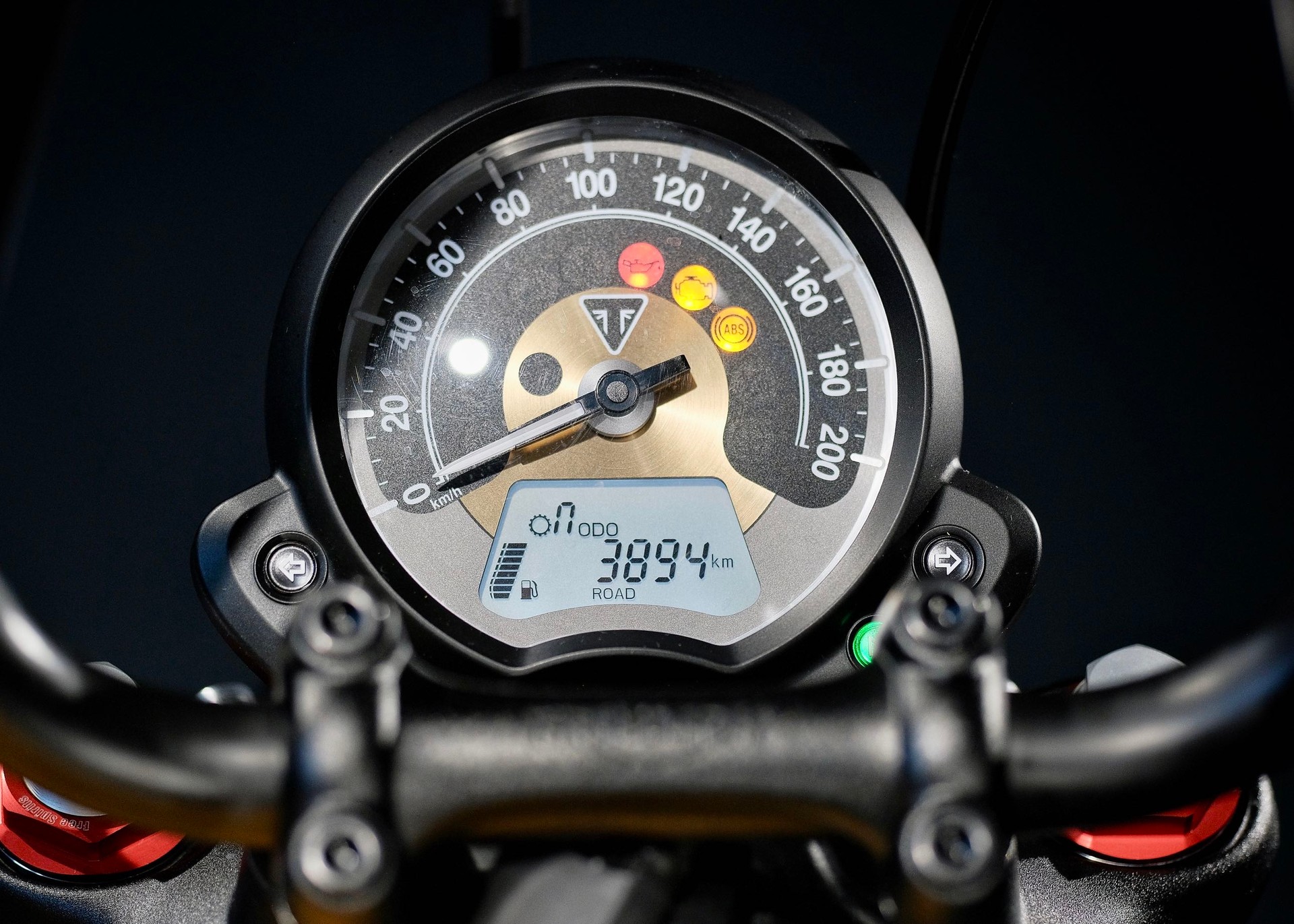 TRIUMPH Bonneville 1200 Bobber ABS - 16