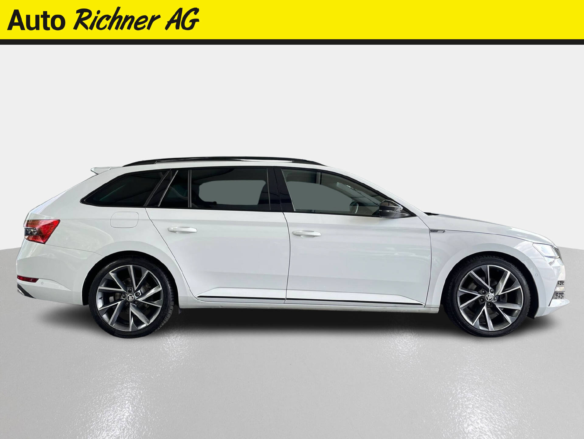 SKODA Superb Combi 2.0 TDI 190 SportLine 4×4 DSG-2
