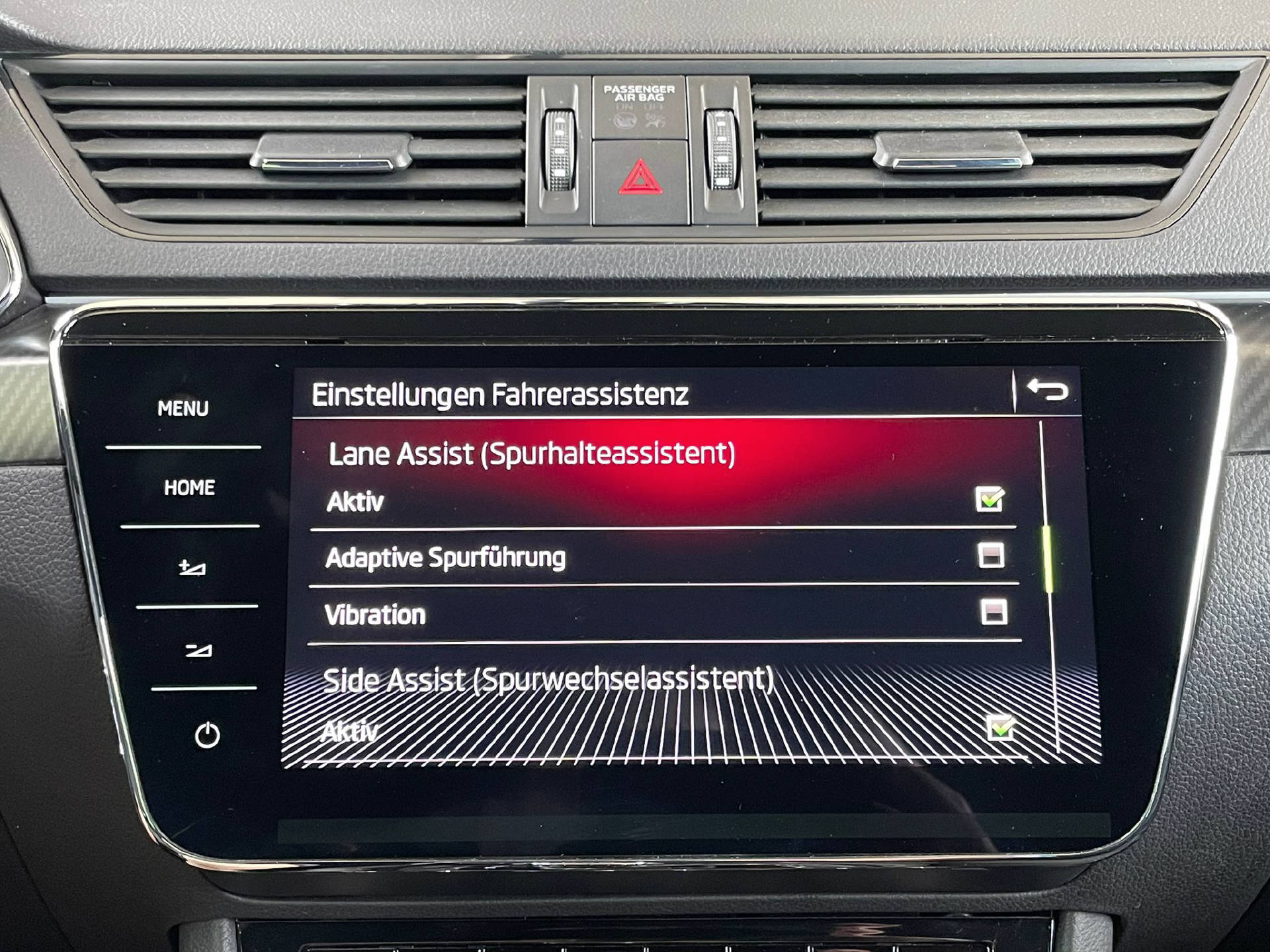 SKODA Superb Combi 2.0 TDI 190 SportLine 4×4 DSG-13