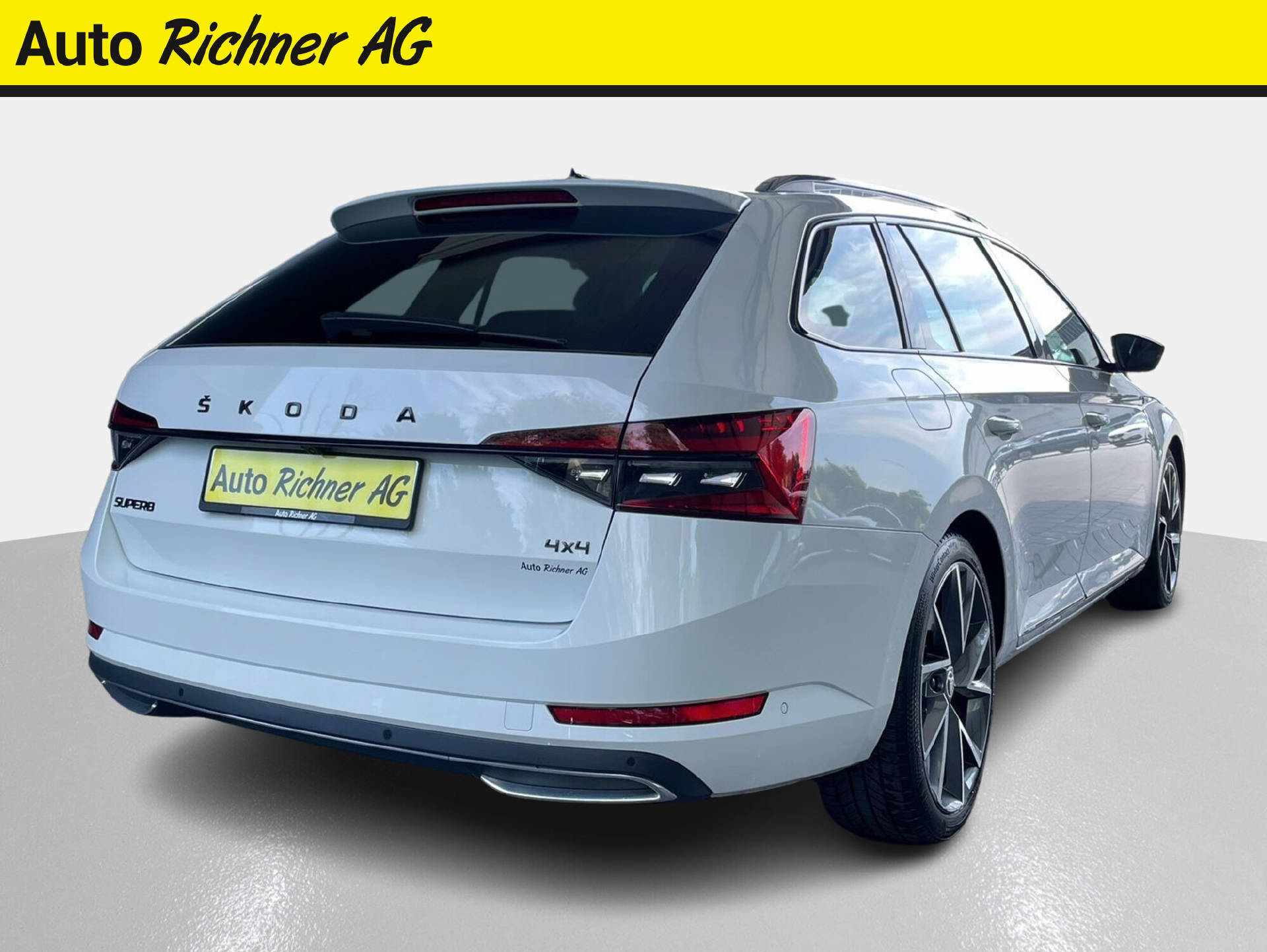 SKODA Superb Combi 2.0 TDI 190 SportLine 4×4 DSG-3