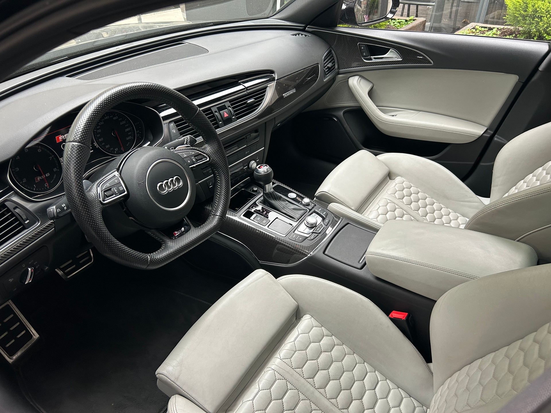 AUDI RS6 Avant 4.0 TFSI V8 quattro Tiptronic - 5