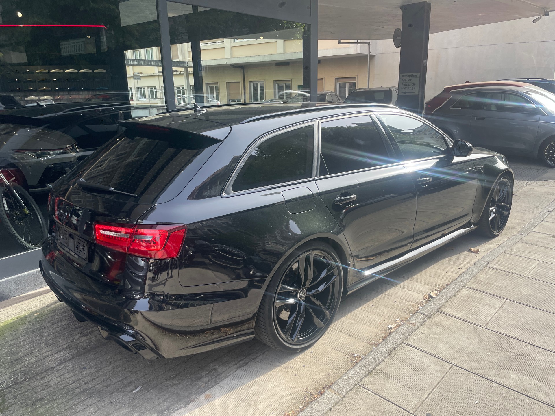 AUDI RS6 Avant 4.0 TFSI V8 quattro Tiptronic - 4
