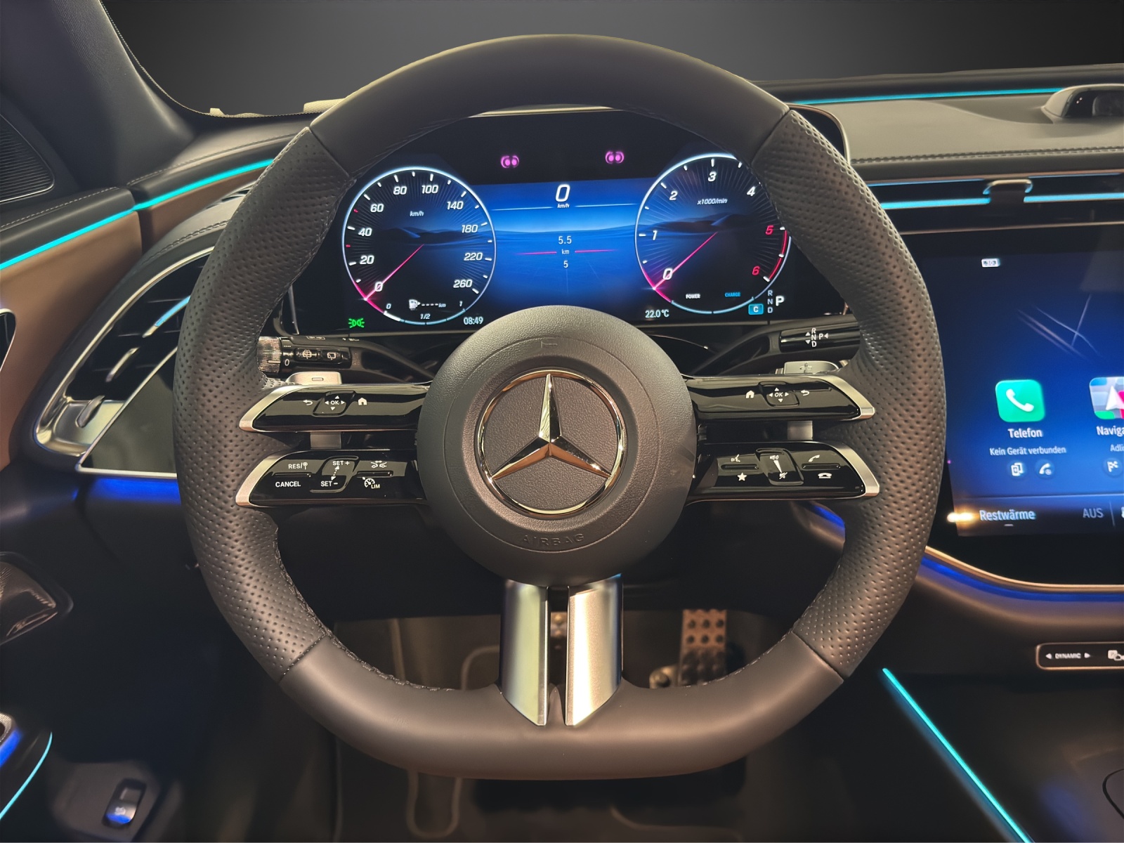 MERCEDES-BENZ E 450 d T 4Matic 9G-Tronic - 13