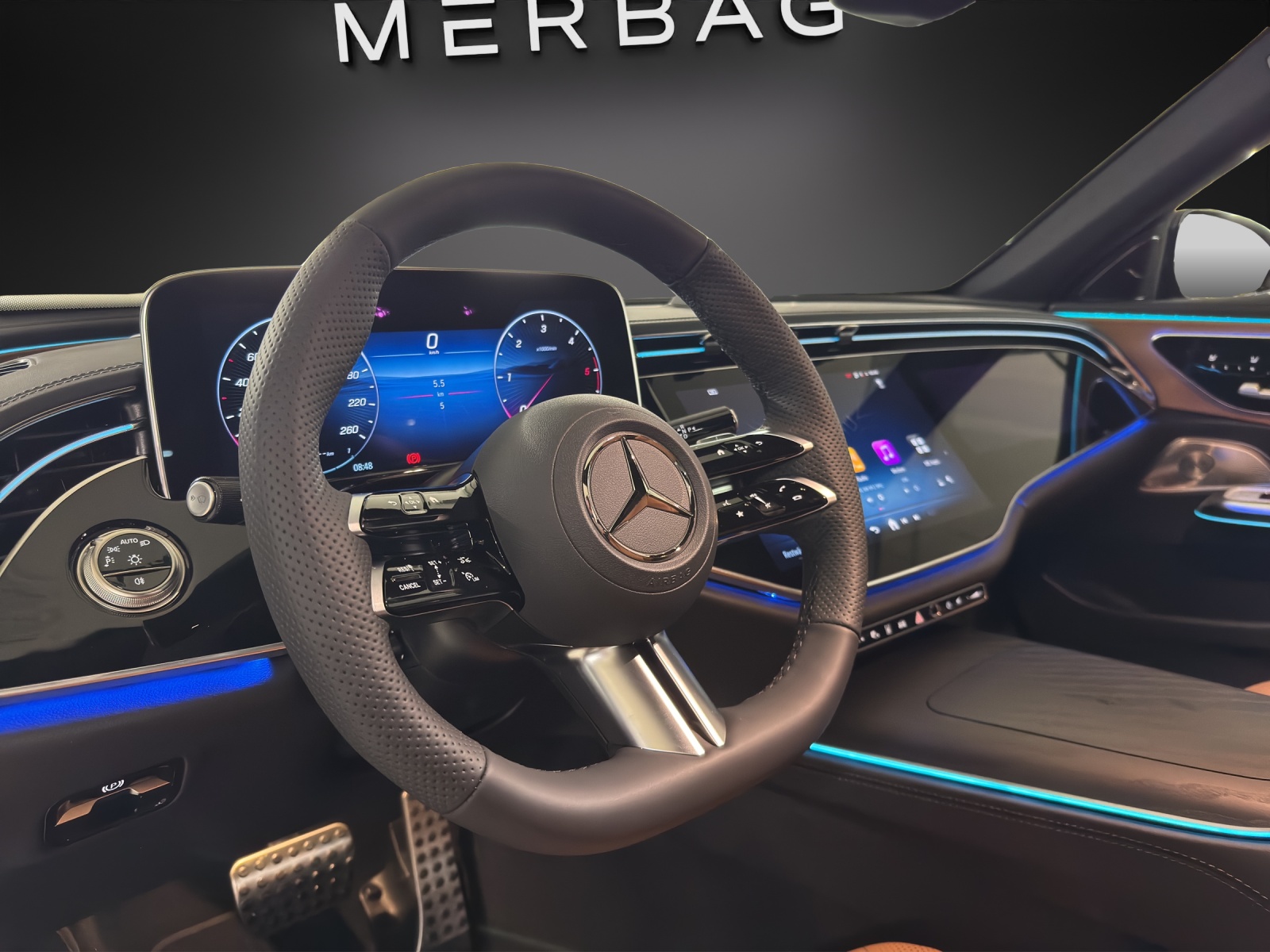 MERCEDES-BENZ E 450 d T 4Matic 9G-Tronic - 11