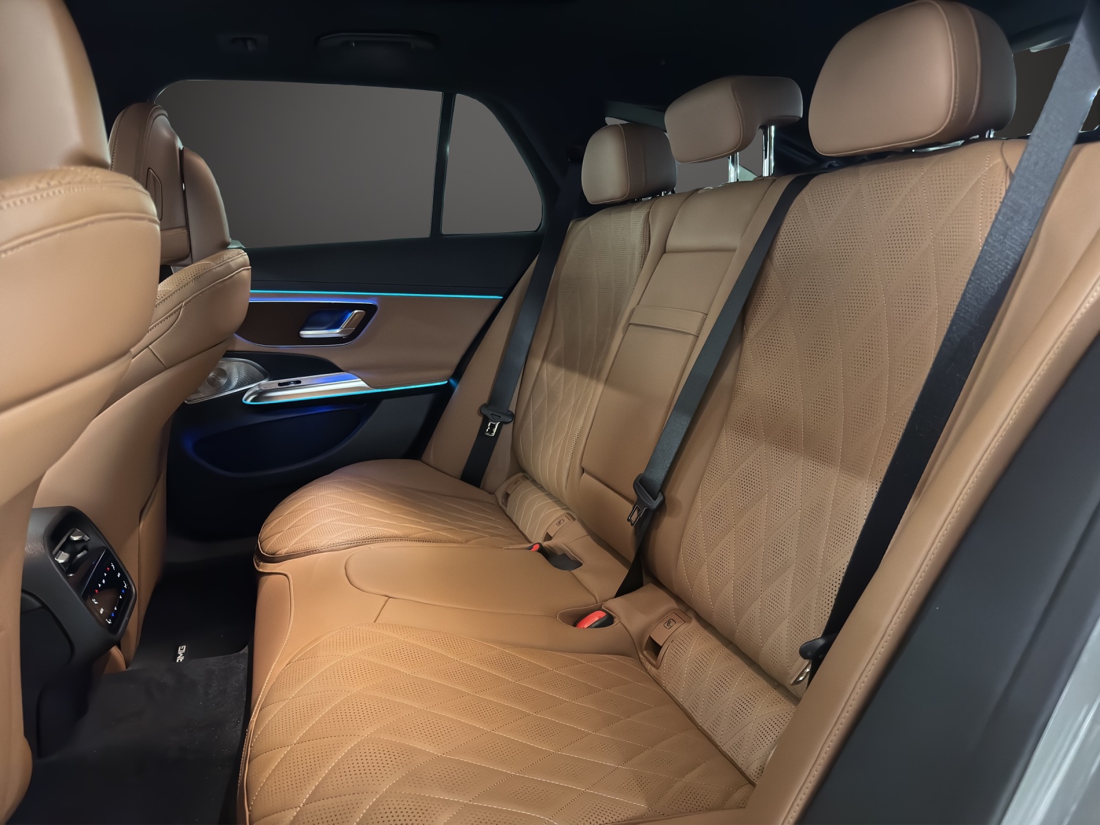 MERCEDES-BENZ E 450 d T 4Matic 9G-Tronic - 15