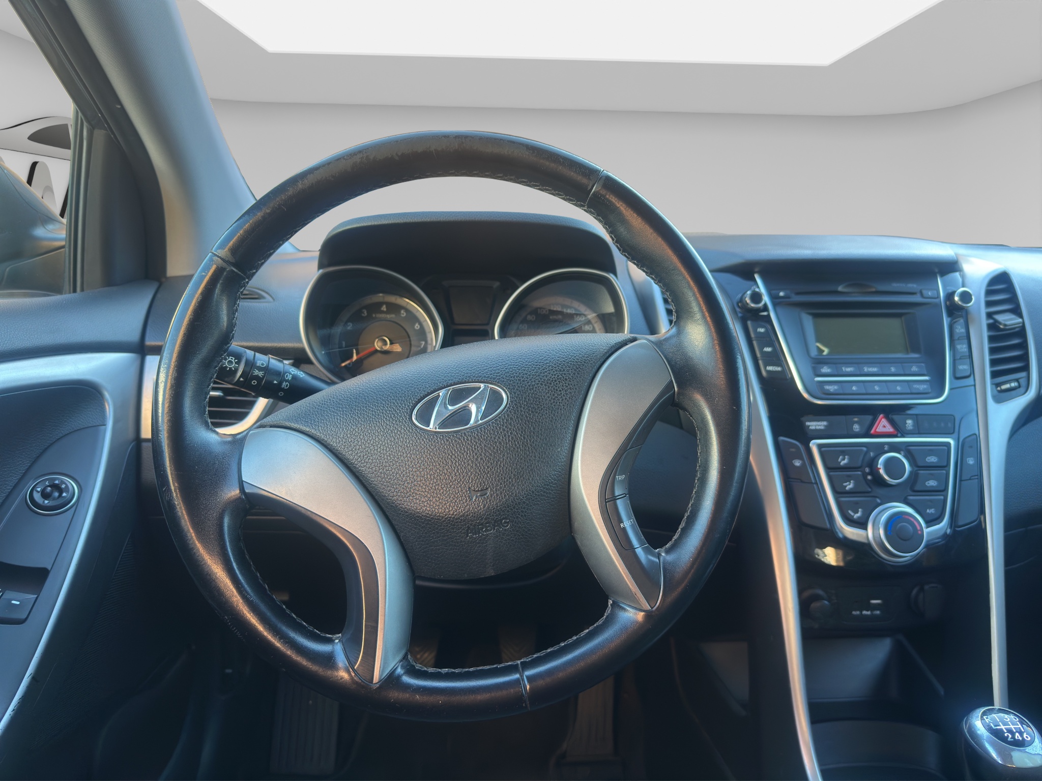 HYUNDAI i30 11