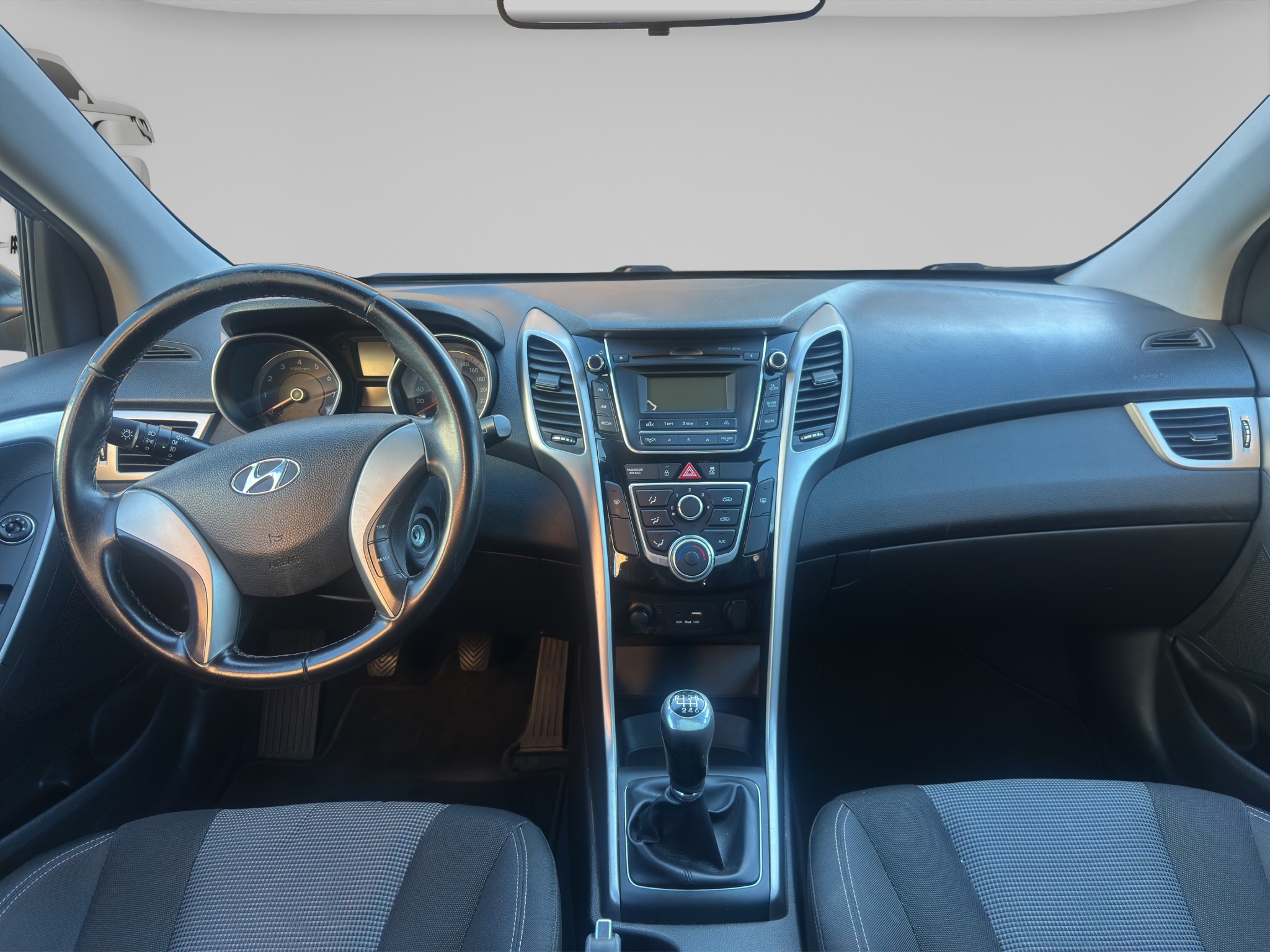 HYUNDAI i30 12