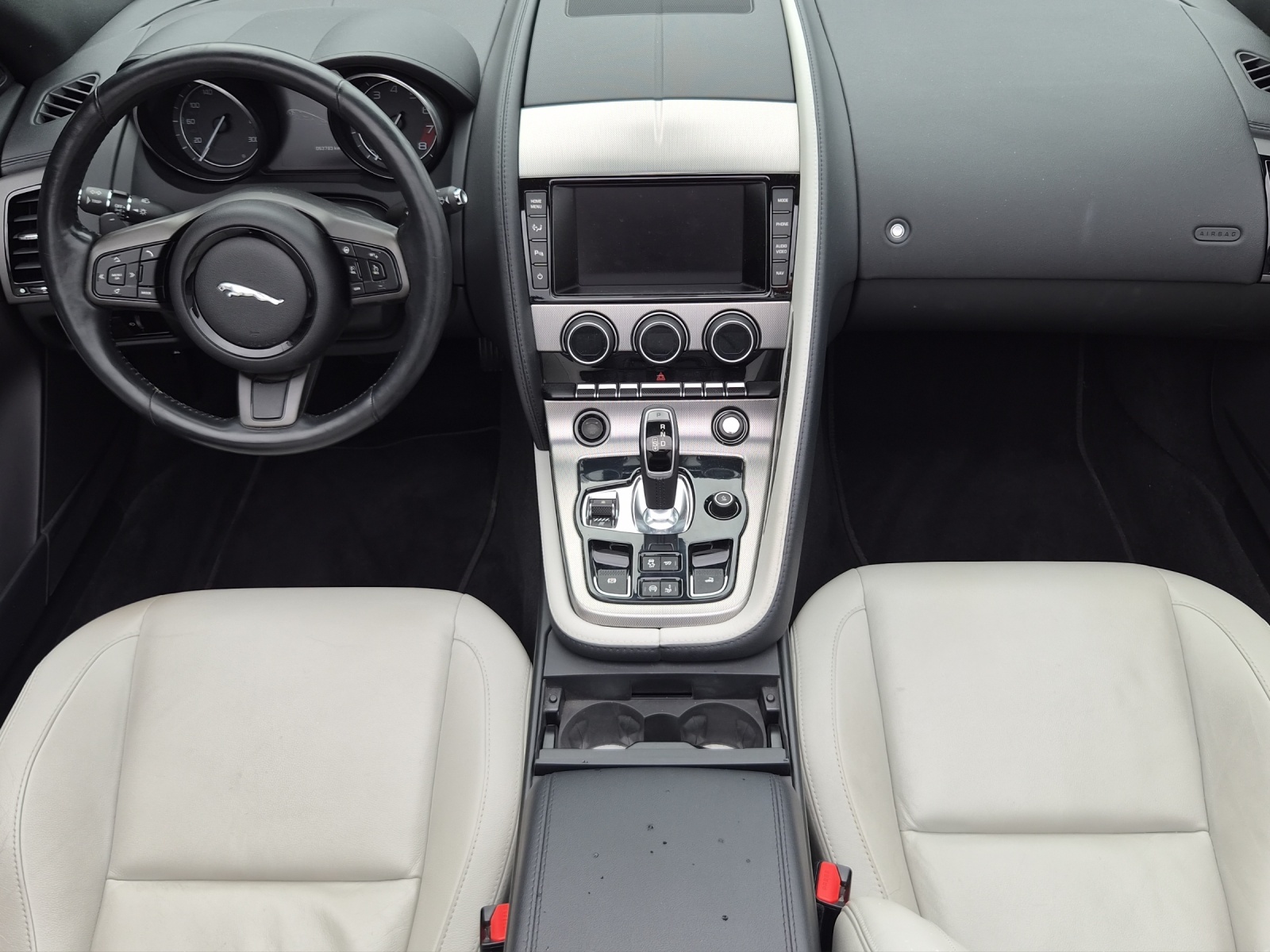 JAGUAR F-Type Convertible 3.0 V6 - 6