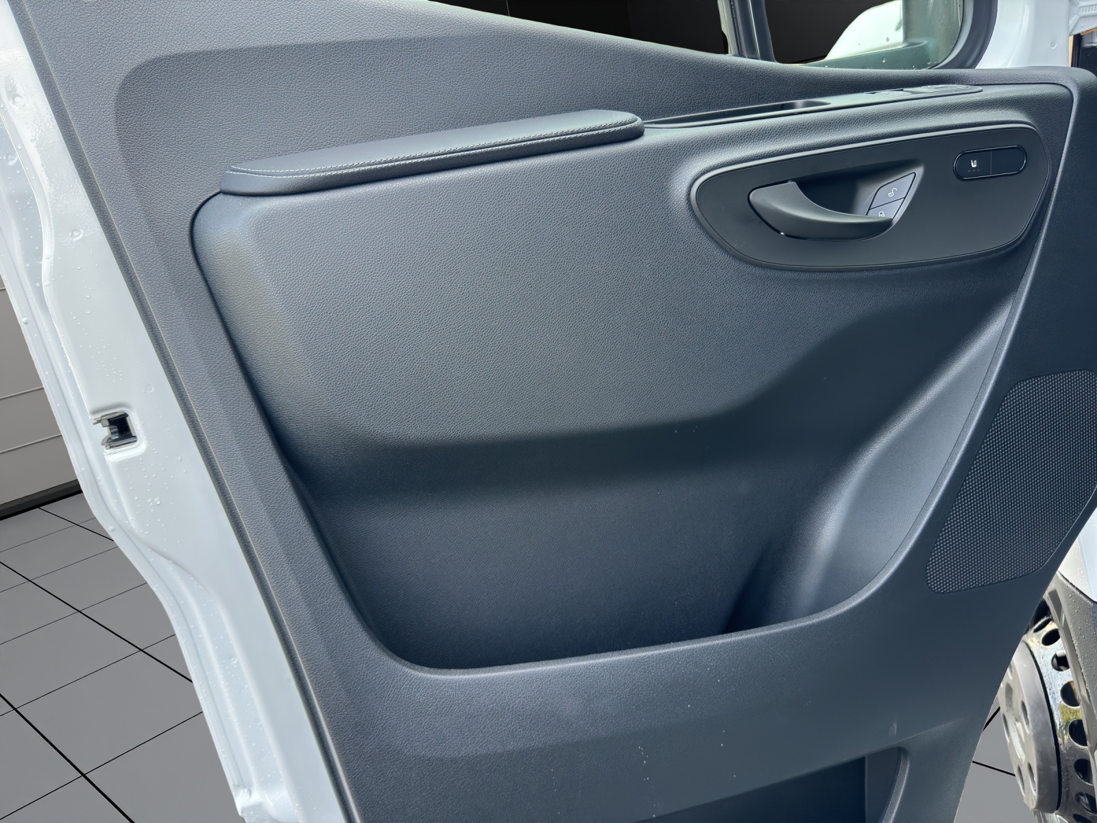 MERCEDES-BENZ Sprinter 519 CDI Standard 9G-TRONIC - 6