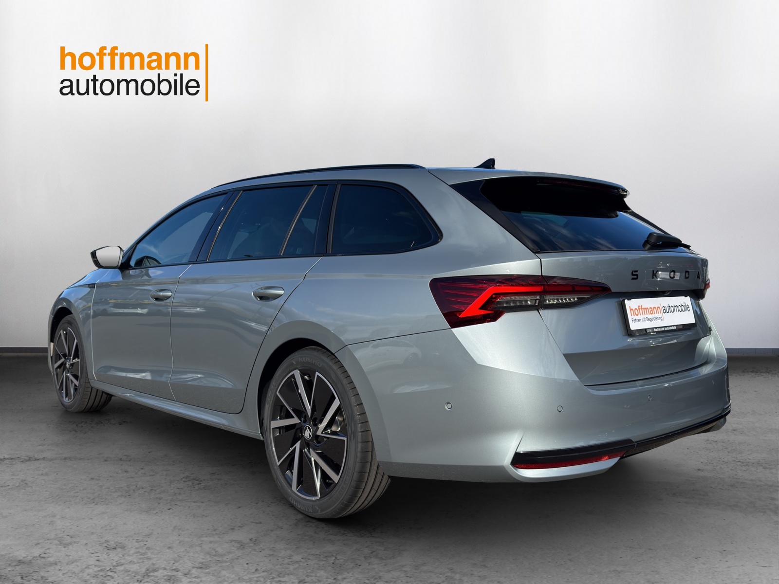 SKODA Octavia Combi 2.0 TSI DSG Dynamic 4x4 - 6