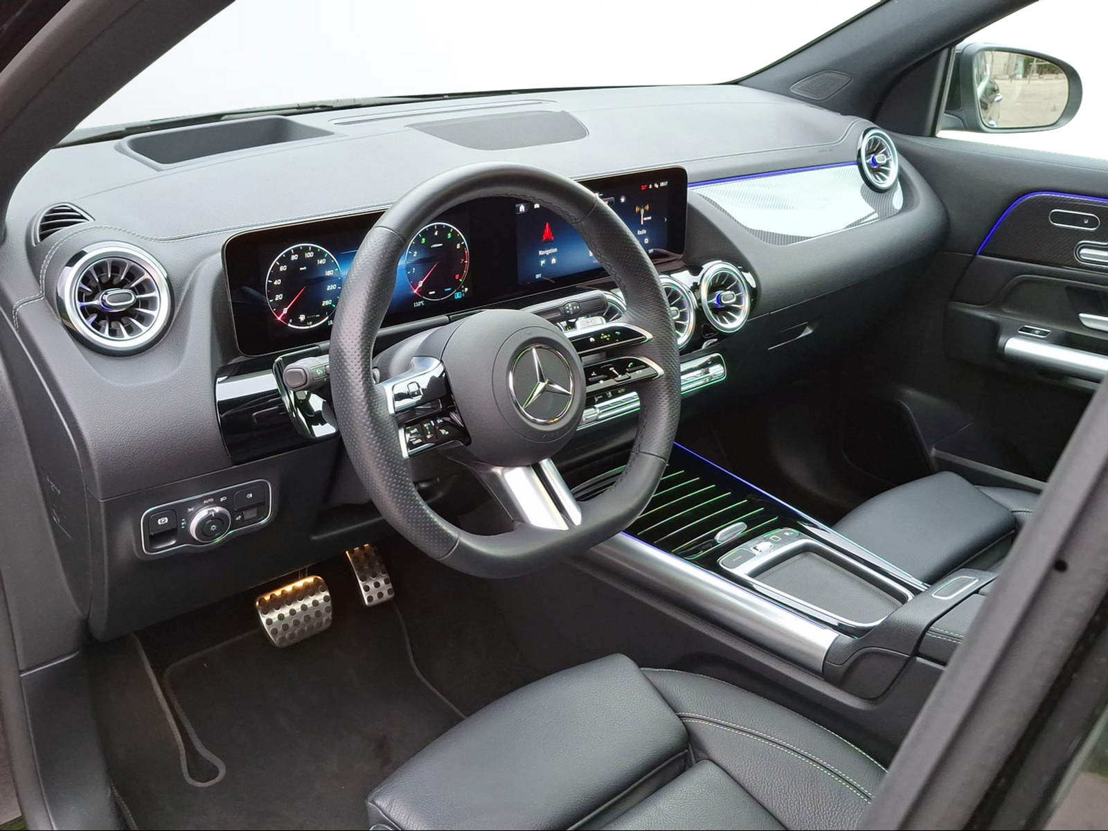 MERCEDES-BENZ GLA 220 4Matic 8G-DCT AMG Line - 10