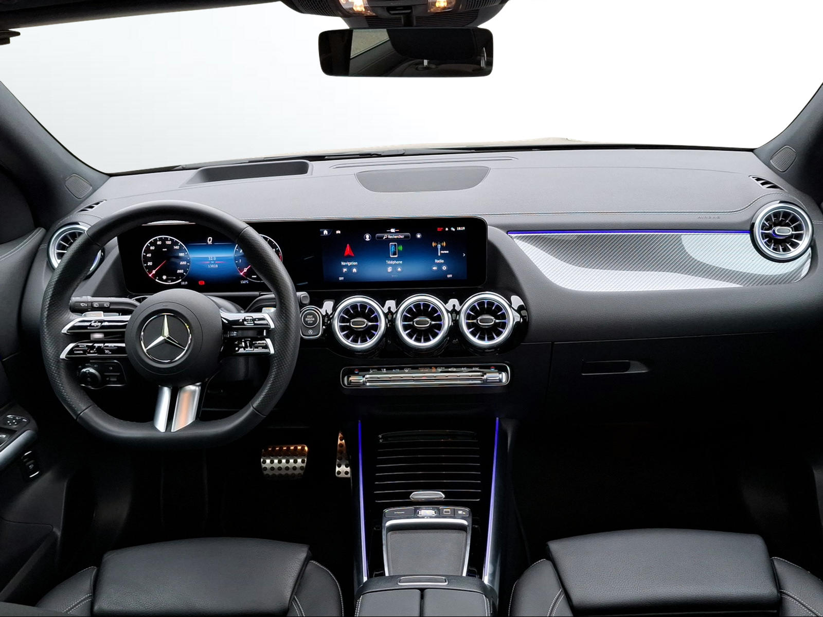MERCEDES-BENZ GLA 220 4Matic 8G-DCT AMG Line - 9