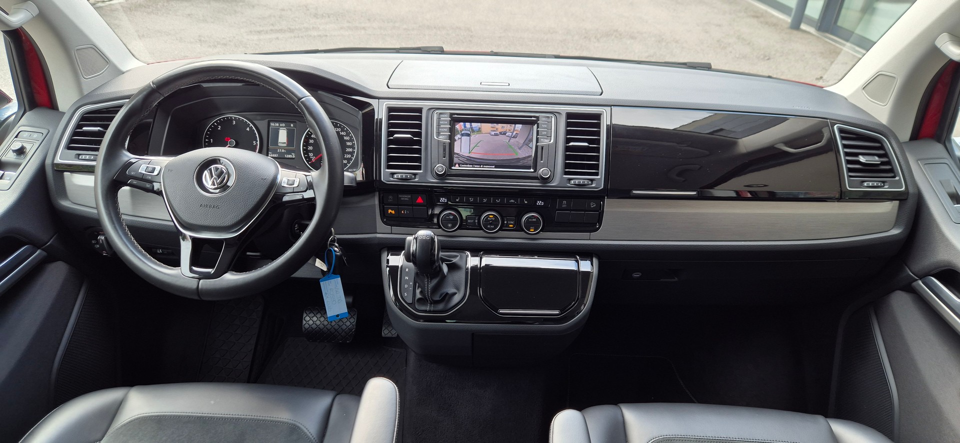 VW T6 Multivan 2.0 Bi-TDI Family Edition 4Motion DSG - 6