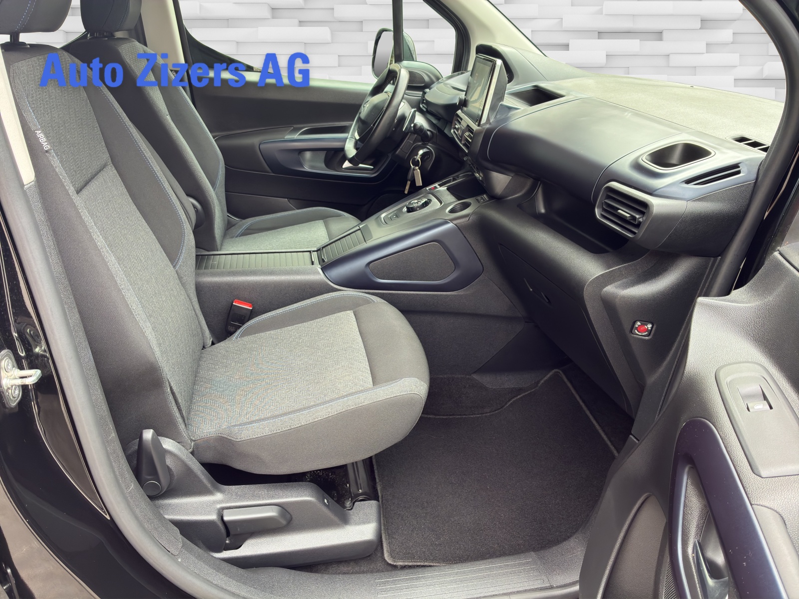 PEUGEOT Rifter 1.2 PureTech Allure Pack EAT8 - 13