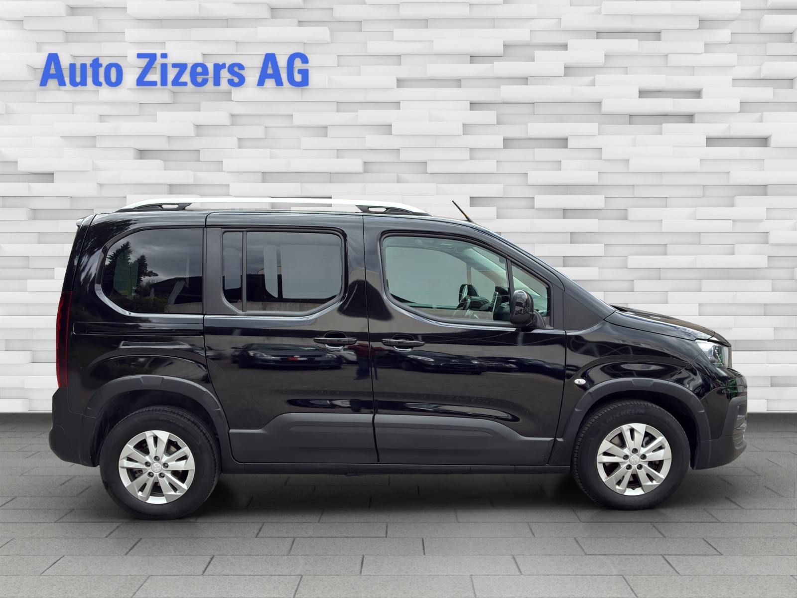 PEUGEOT Rifter 1.2 PureTech Allure Pack EAT8 - 7