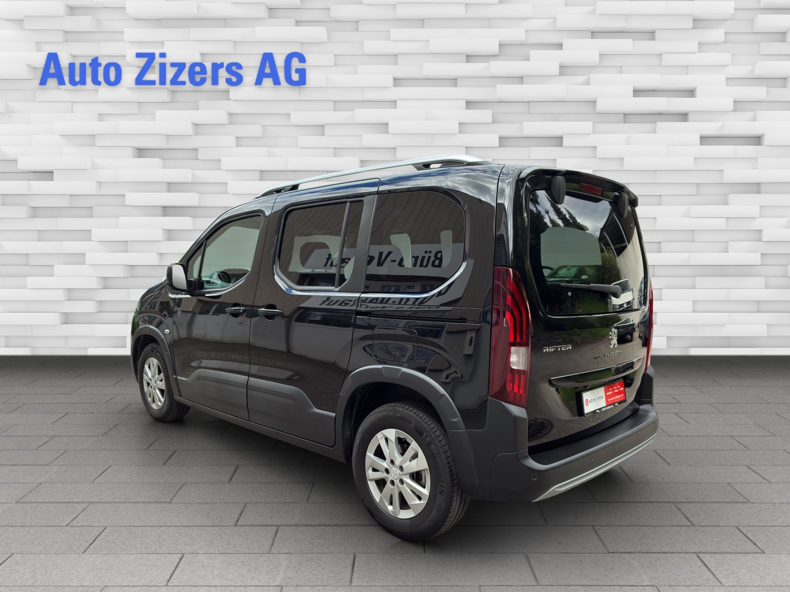 PEUGEOT Rifter 1.2 PureTech Allure Pack EAT8 - 4