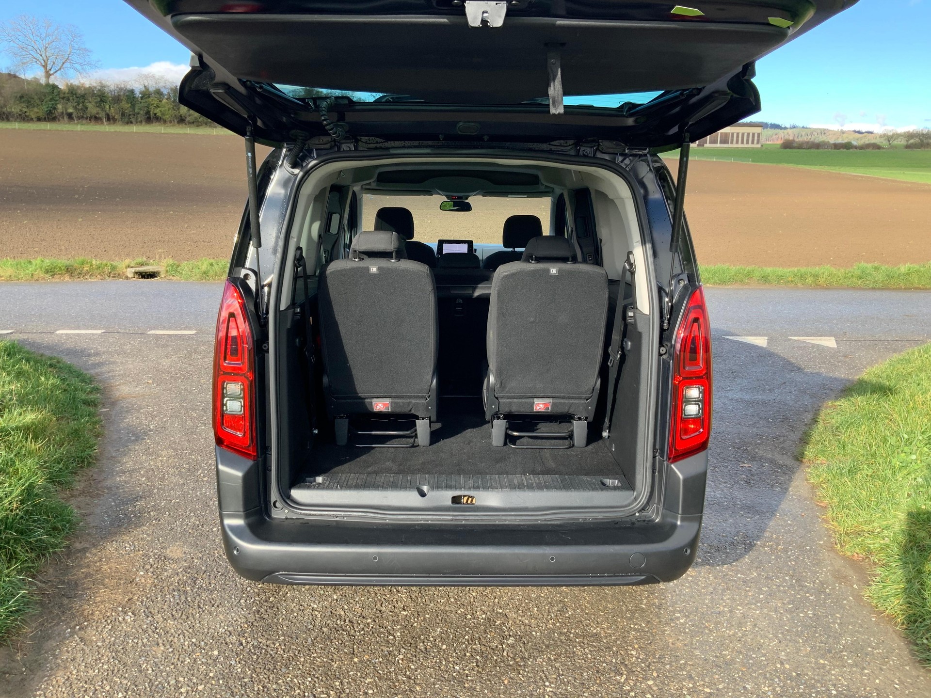 CITROEN Berlingo XL 1.5 BlueHDi 130 Shine - 17