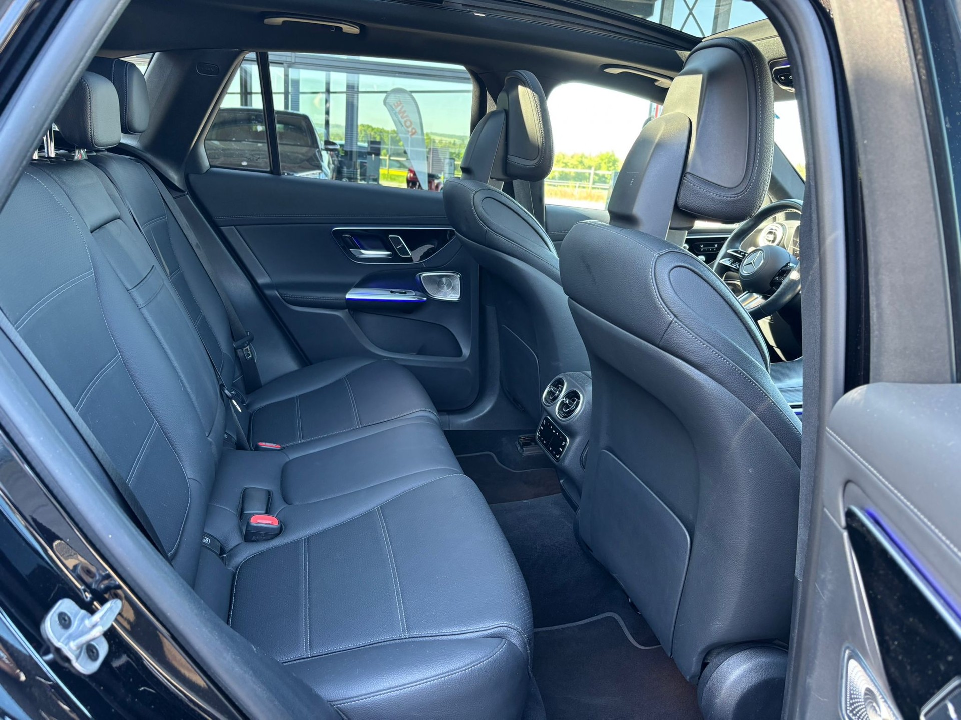 MERCEDES-BENZ GLC 220d AMG-Line 4Matic - 10
