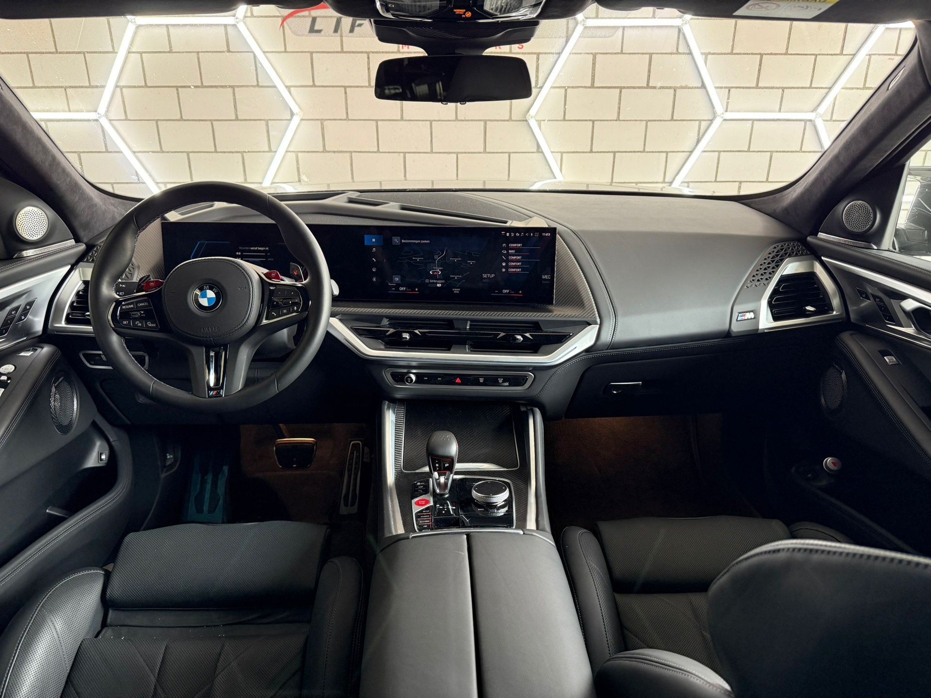 BMW XM xDrive PHEV Steptronic - 9