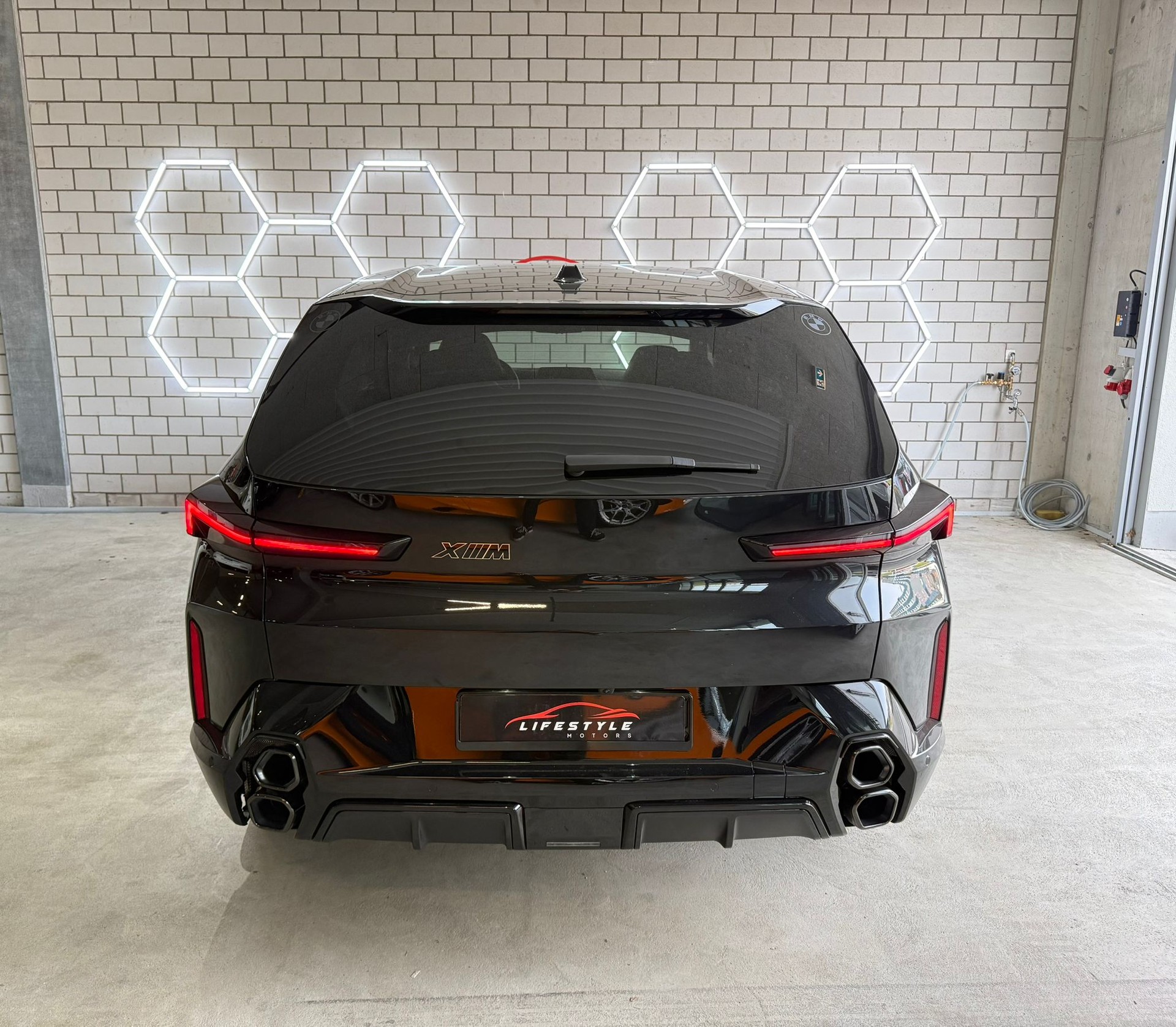 BMW XM xDrive PHEV Steptronic - 4