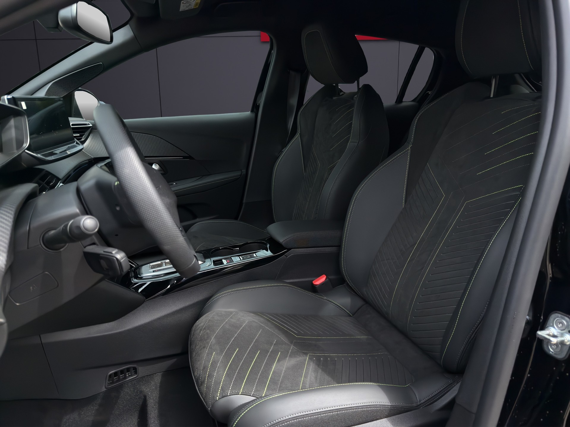 PEUGEOT 208 1.2 MHEV GT - 6