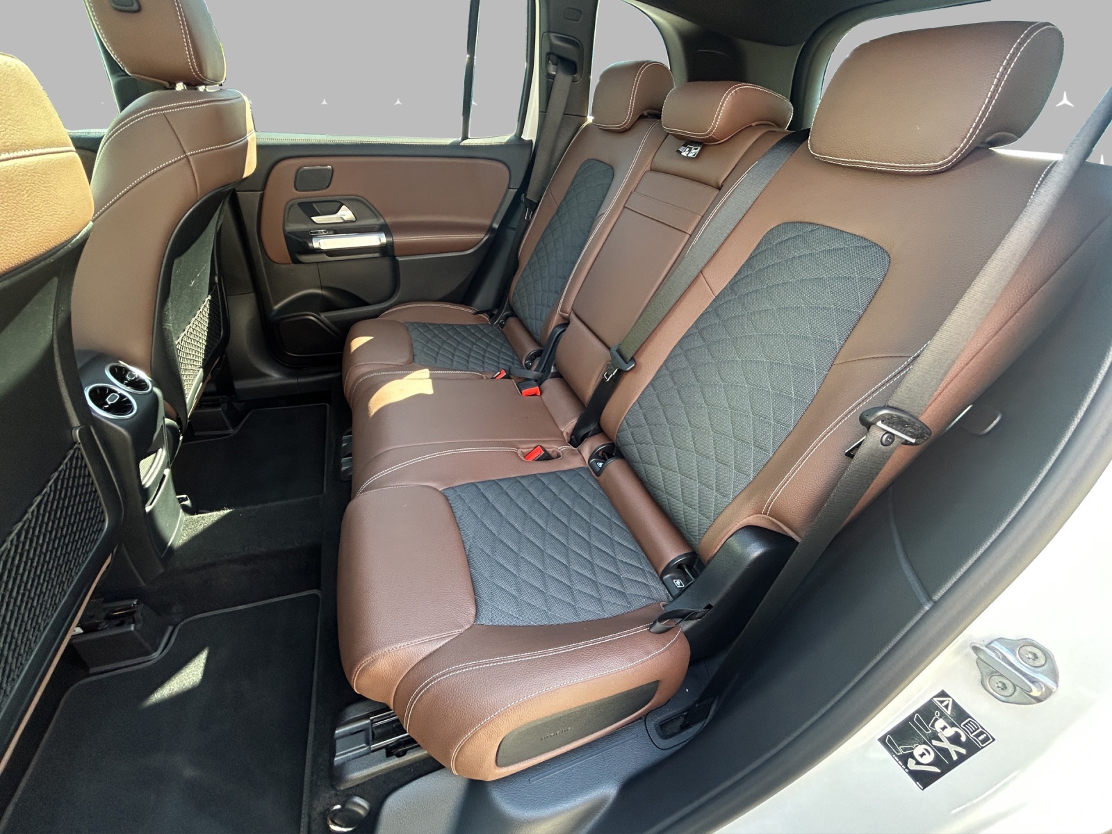 MERCEDES-BENZ GLB 220 d 4Matic Progressive 8G-Tronic - 11